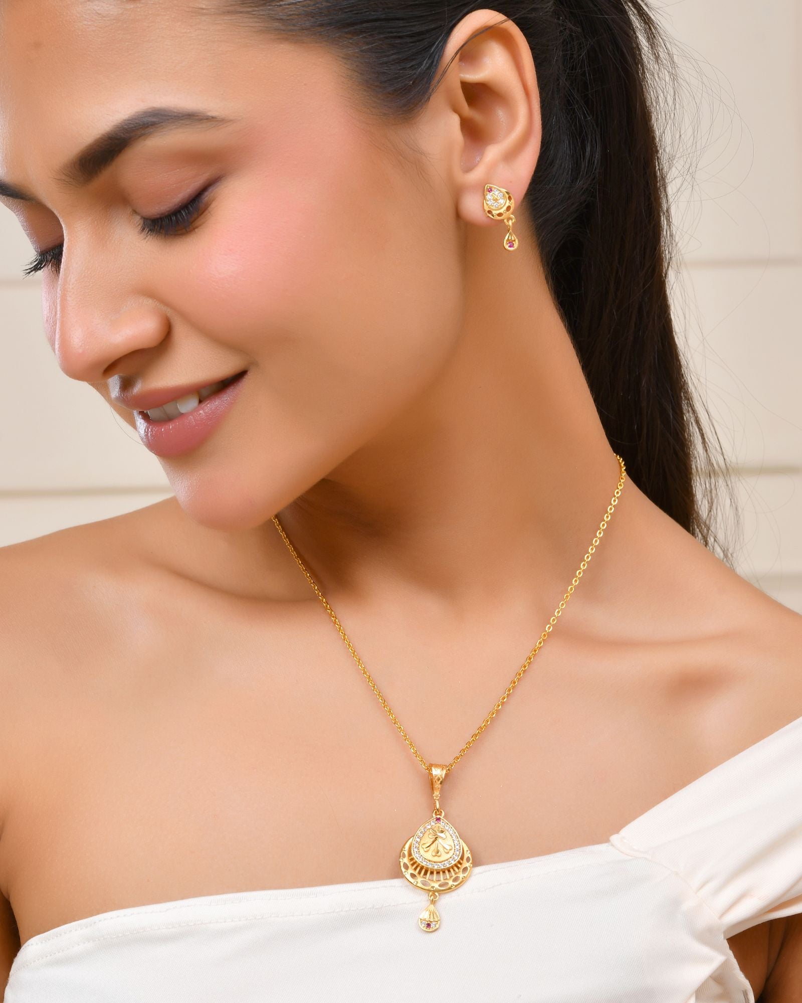 Jewels Nest Gold Finish Teardrop Pendant Necklace Set With Stone Stud Earrings For Women - Distacart
