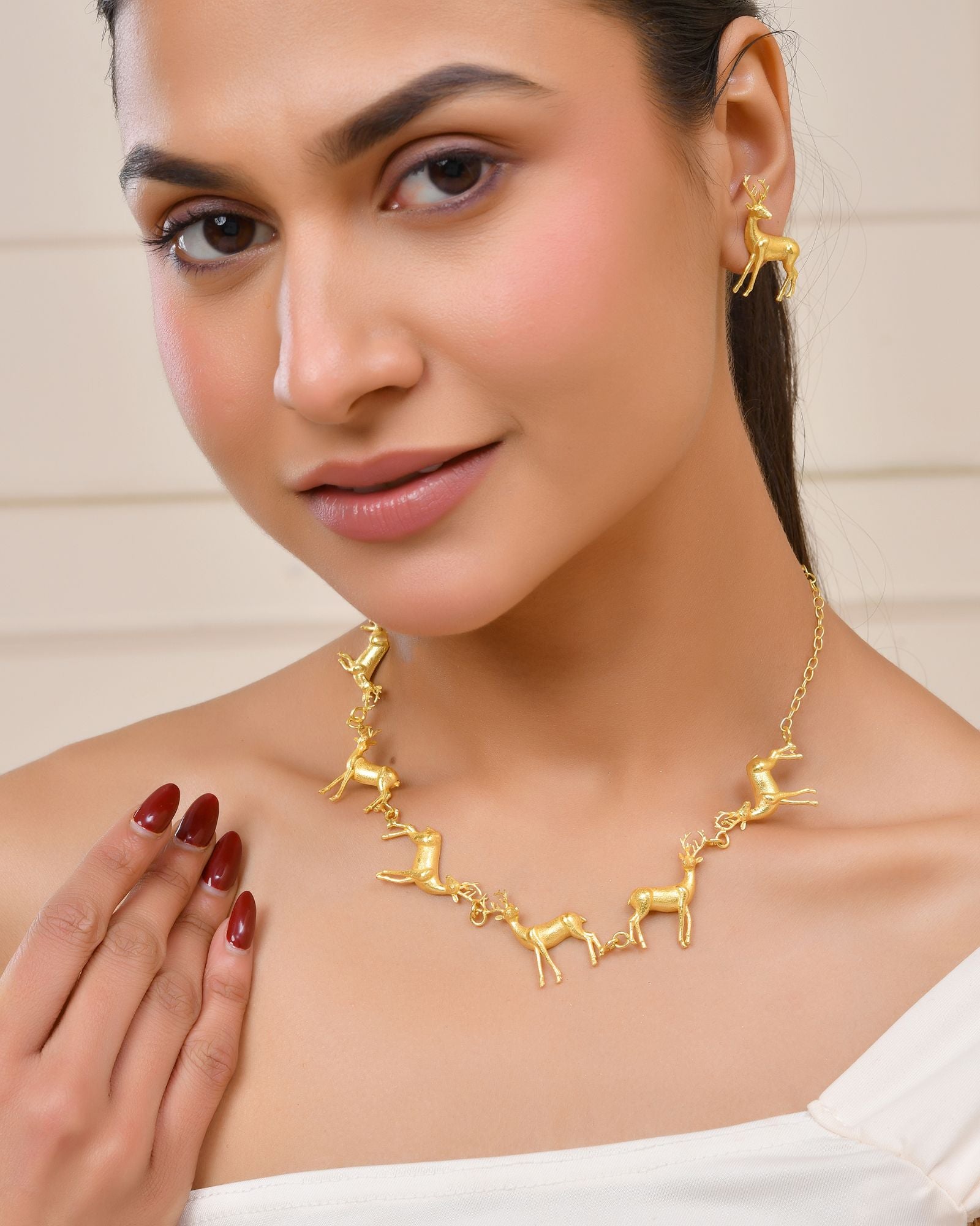 Jewels Nest Gold-Tone Deer Motif Necklace & Stud Earrings Jewellery Set For Women - Distacart