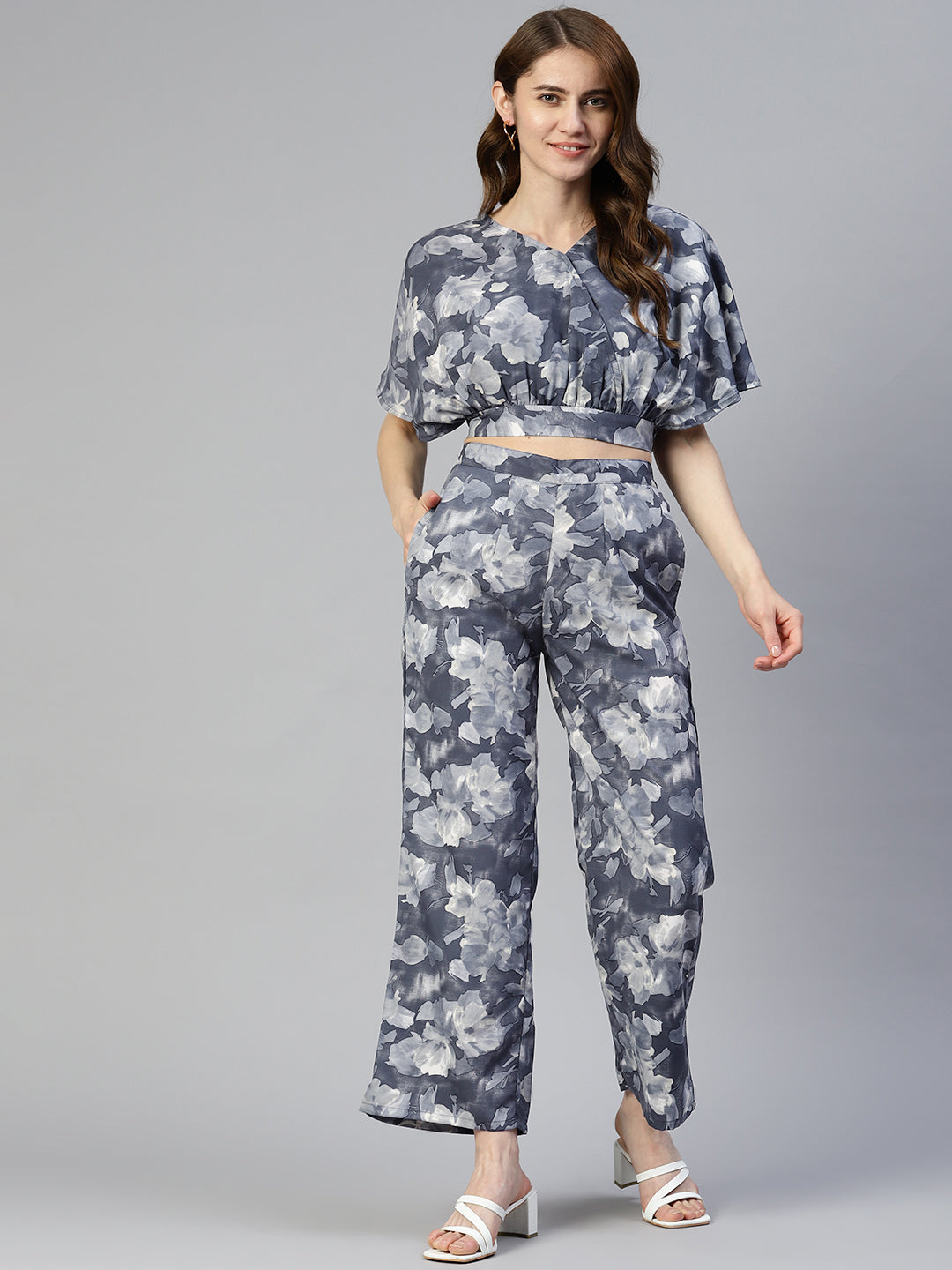 Jainish Women's Grey Printed Crop Top With Palazzos - Distacart