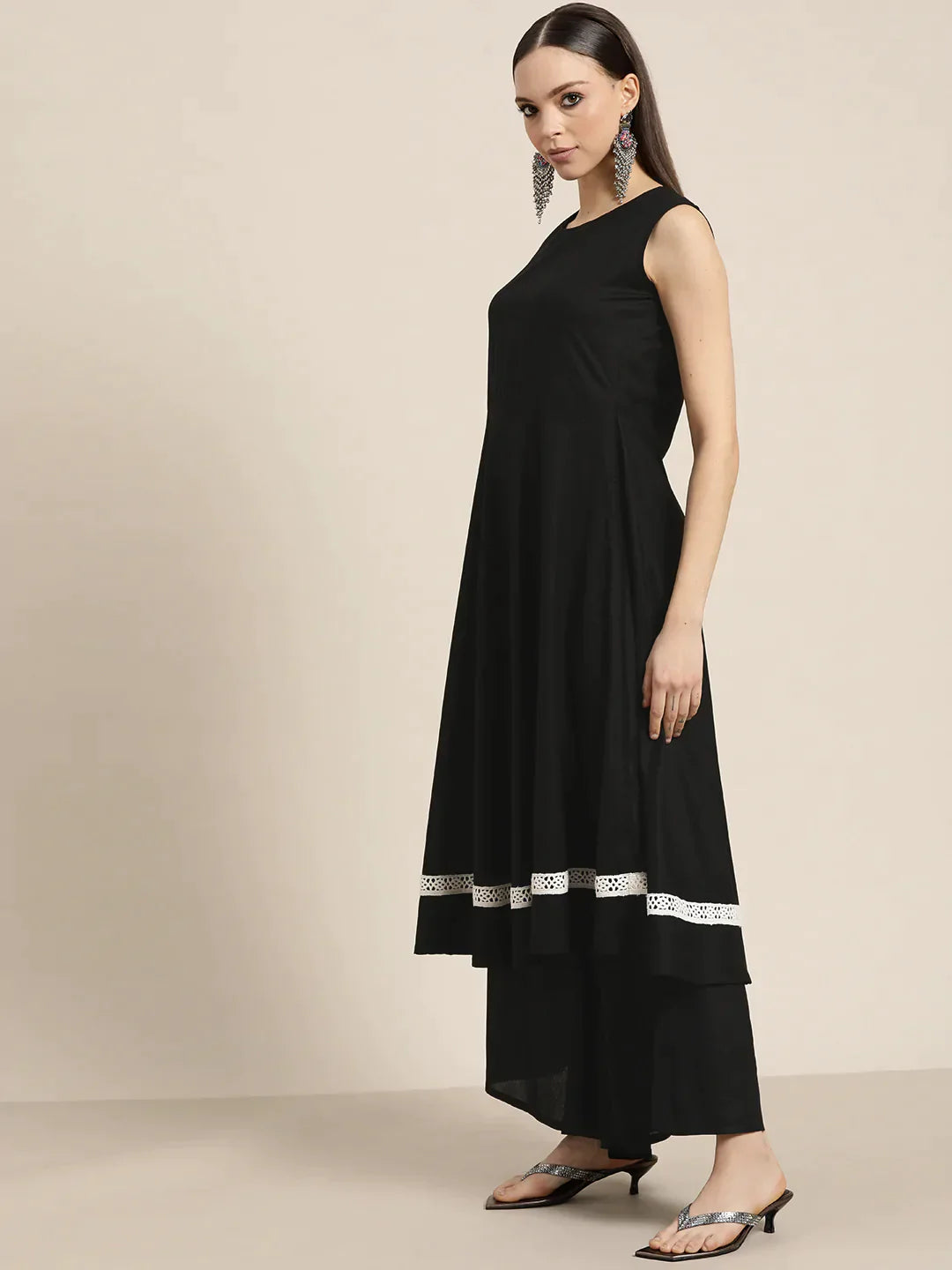 Jompers Women's Kurta with Palazzos & Ikkat Dupatta - Black - Distacart