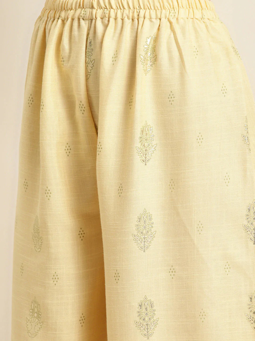 Jompers Women's Gotta Patti Kurta with Palazzos & Dupatta - Green - Distacart