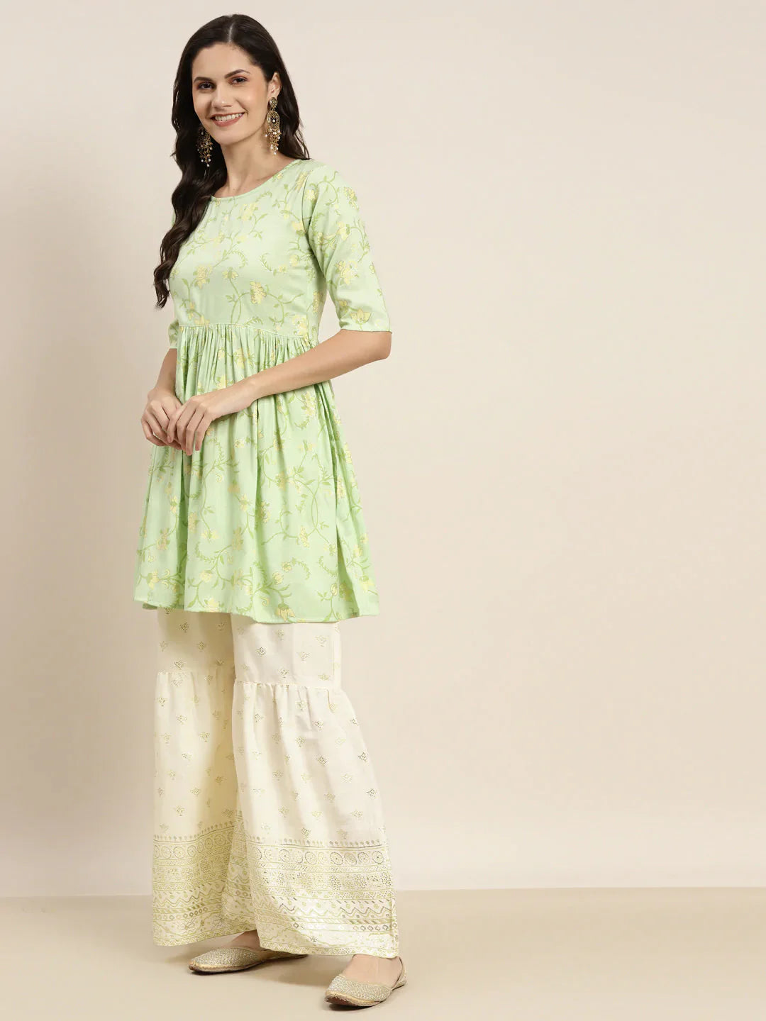 Jompers Women's Green Kurta with Sharara & Dupatta - Green - Distacart