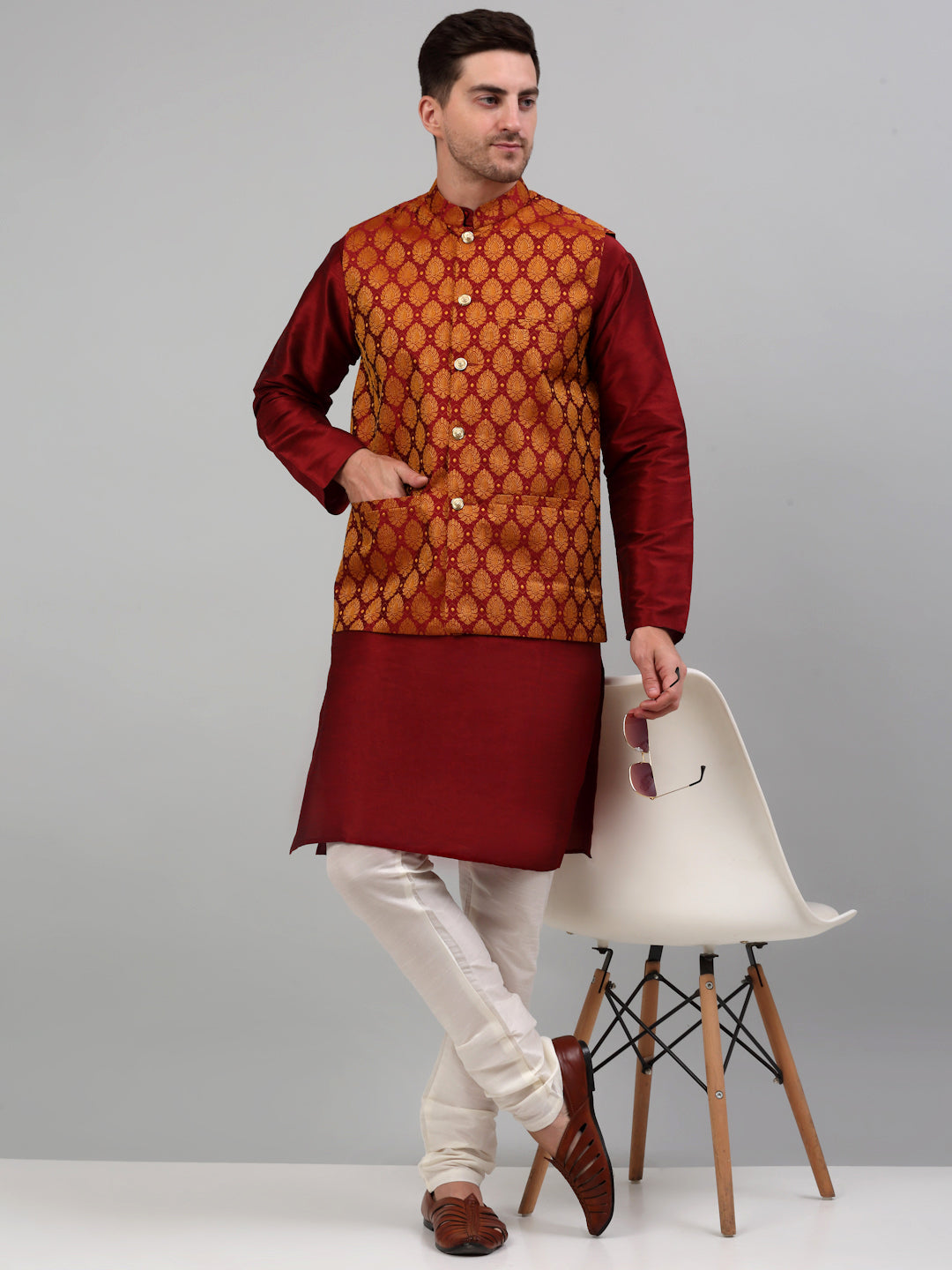 Jompers Men's Woven Design Nehru Jacket and Kurta Pyjama Set - Maroon - Distacart