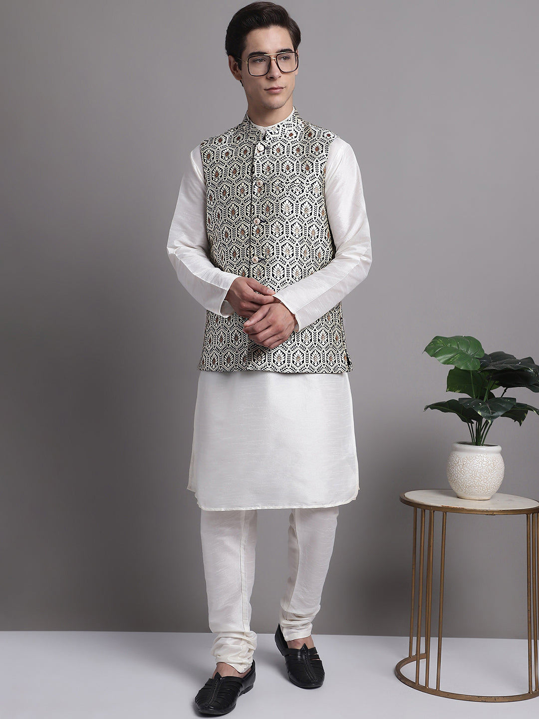 Jompers Men's Silver and Navy Blue Woven Design Nehru Jacket With Solid Kurta Pyjama - Distacart