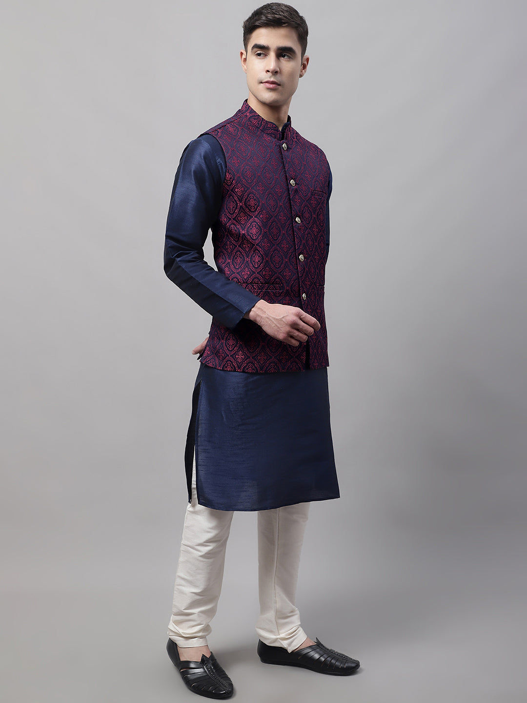 Jompers Men's Navy Blue Solid Kurta Pyjama with Maroon Woven Design Nehru Jacket - Distacart