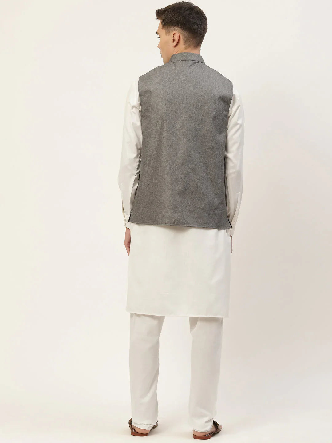 Jompers Men's Kurta Pyjama With Charcoal Grey Solid Nehru Jacket - Distacart