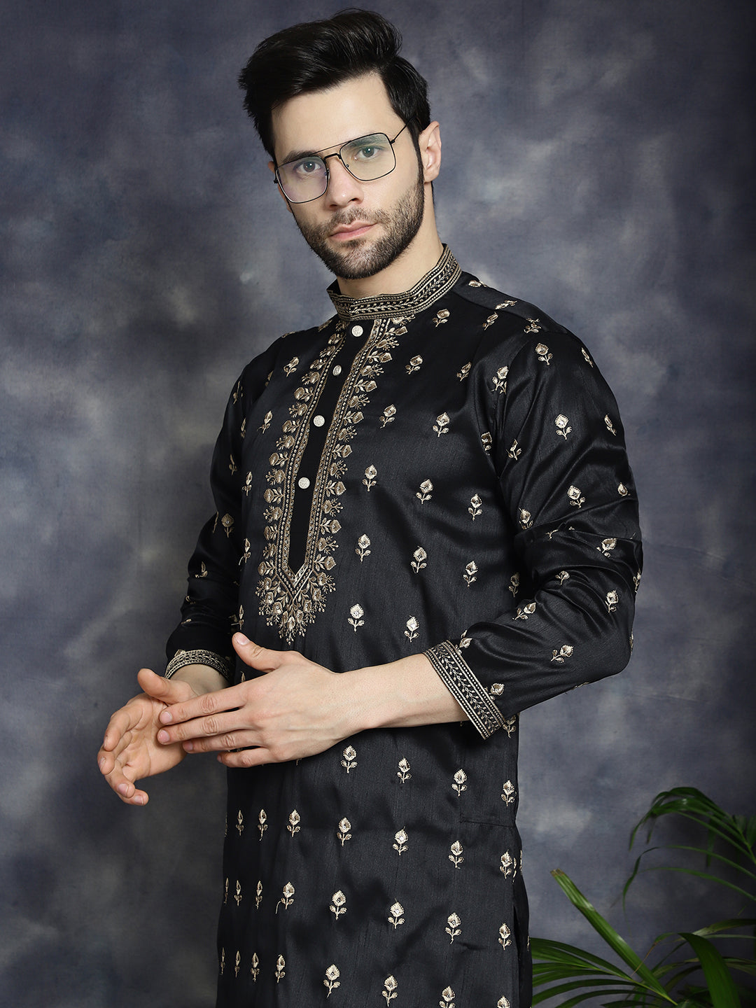 Jompers Men's Black Chikankari Embroidered Kurta With Pyjama - Distacart