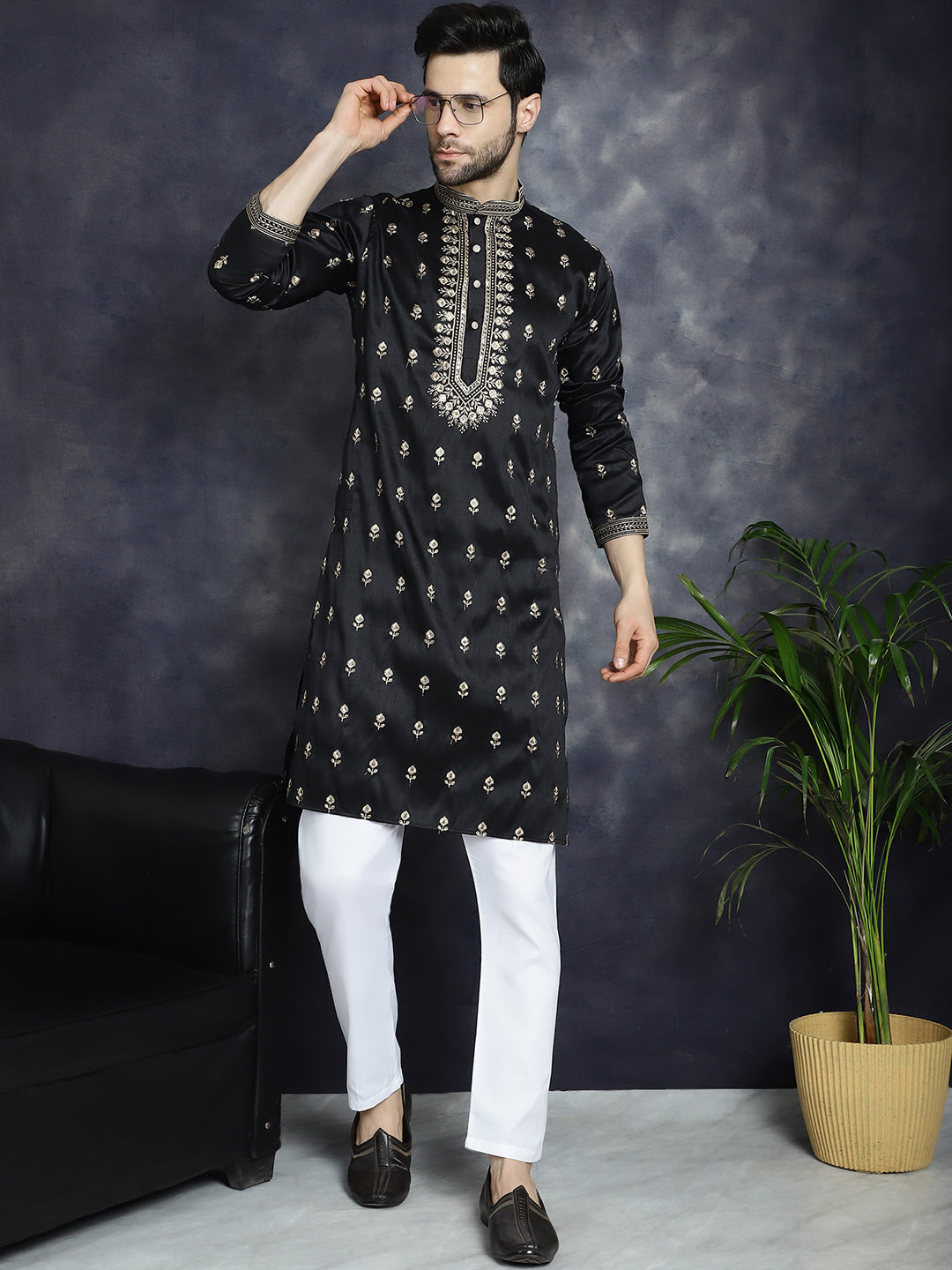 Jompers Men's Black Chikankari Embroidered Kurta With Pyjama - Distacart