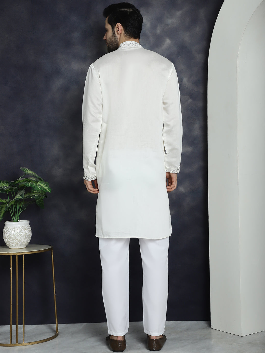 Jompers Men's Embroidered Kurta With Pyjama - White - Distacart