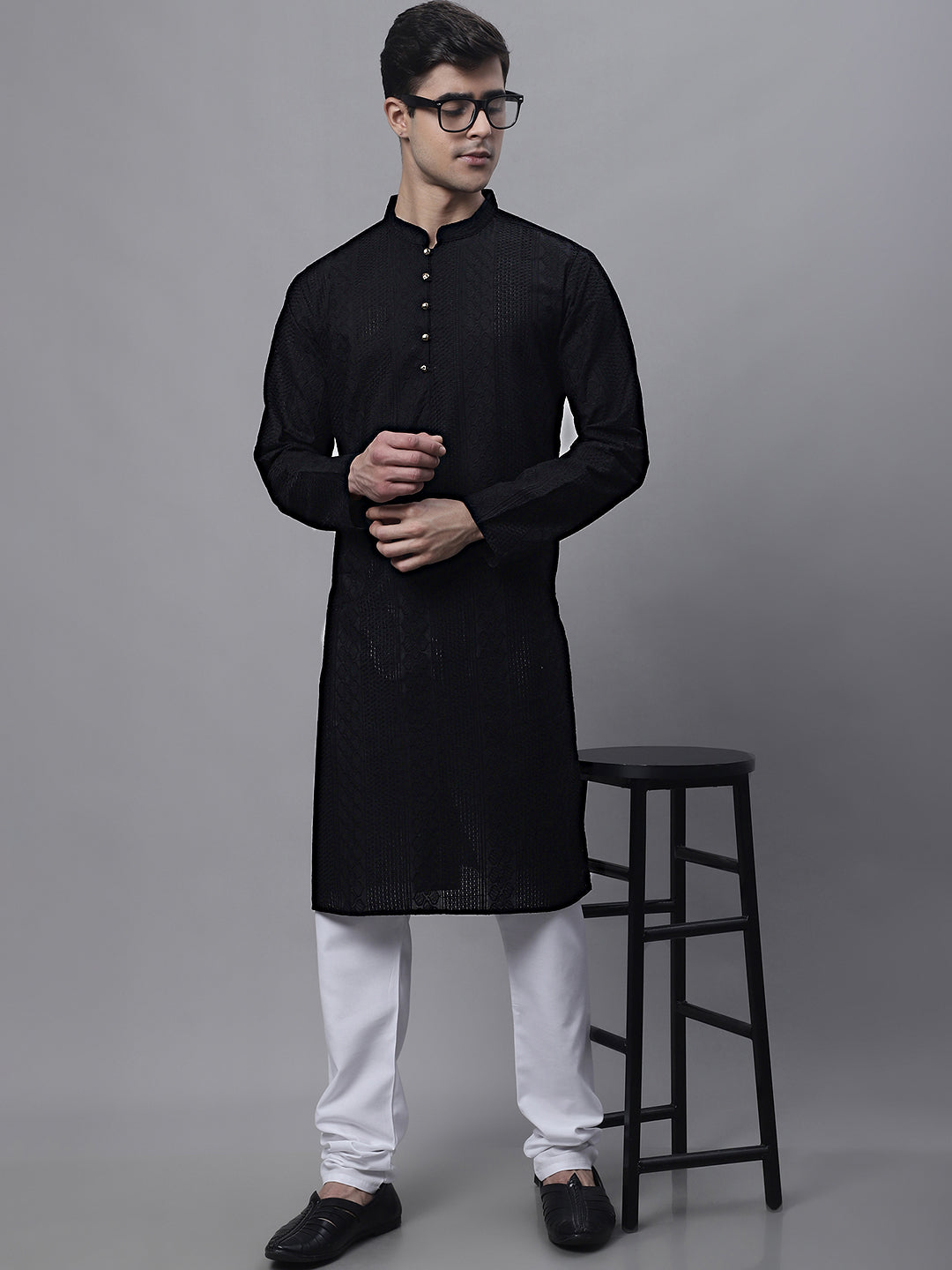 Jompers Men's Black Embroiderd Kurta Pajama - Distacart