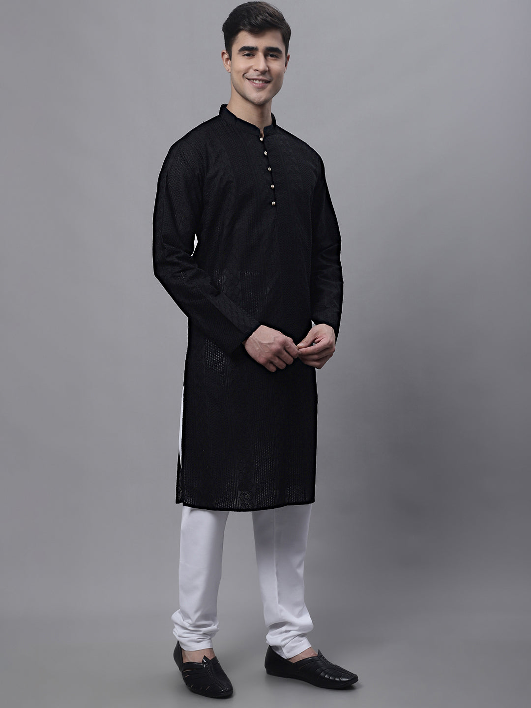 Jompers Men's Black Embroiderd Kurta Pajama - Distacart