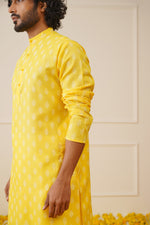 Thumbnail for Jompers Men's Cotton Floral printed kurta Pyjama Set - Lemon - Distacart