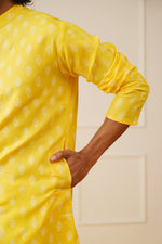 Thumbnail for Jompers Men's Cotton Floral printed kurta Pyjama Set - Lemon - Distacart