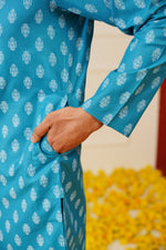 Thumbnail for Jompers Men's Teal Cotton Floral printed kurta Only - Distacart