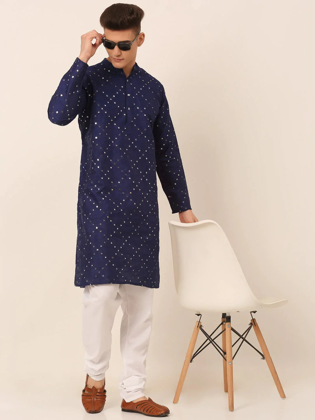 Jompers Men's Navy Blue Mirror Work Kurta Pyjama - Distacart
