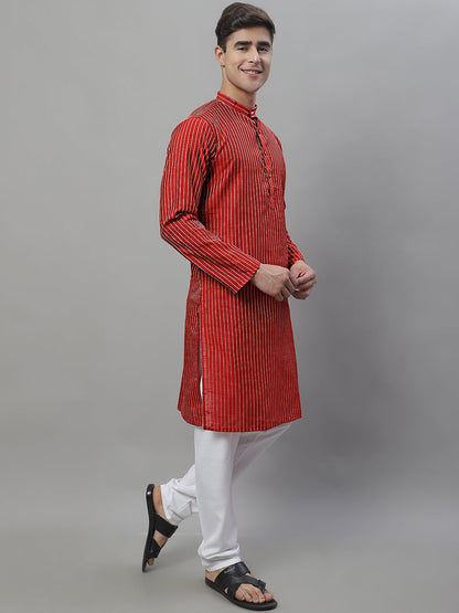Jompers Men's Maroon Embroidered Kurta with Pyjamas - Distacart