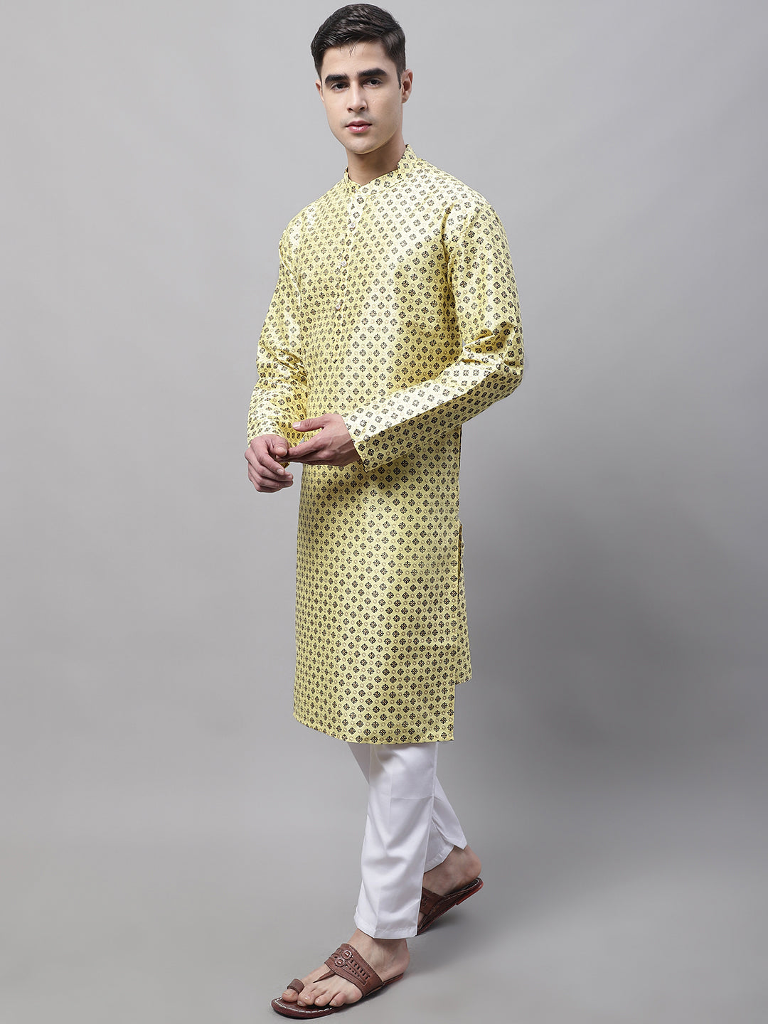 Jompers Men's Yellow Printed Silk Blend Kurta Payjama - Distacart