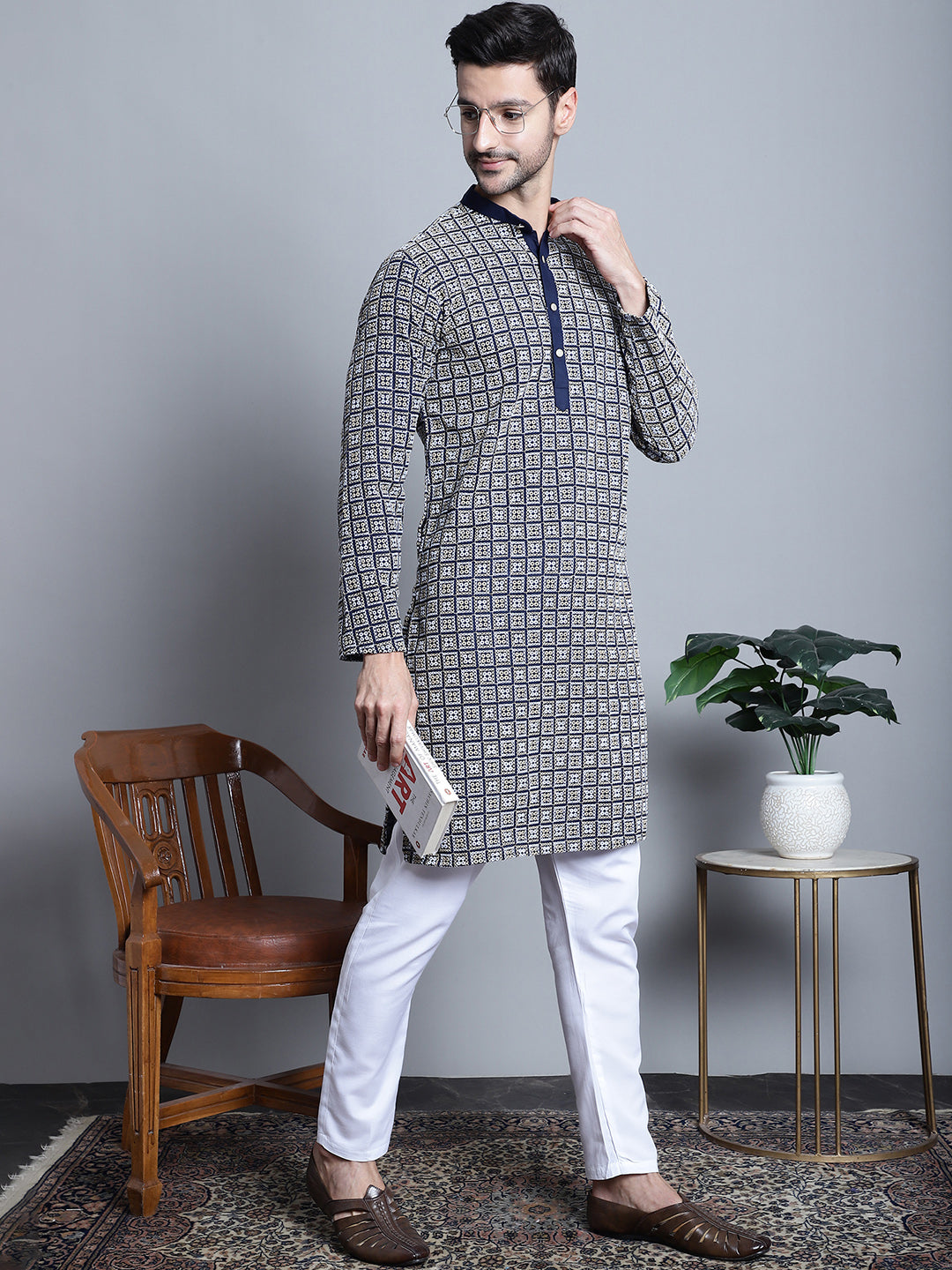 Jompers Men's Navy Blue Embroidered Kurta with Pyjama - Distacart