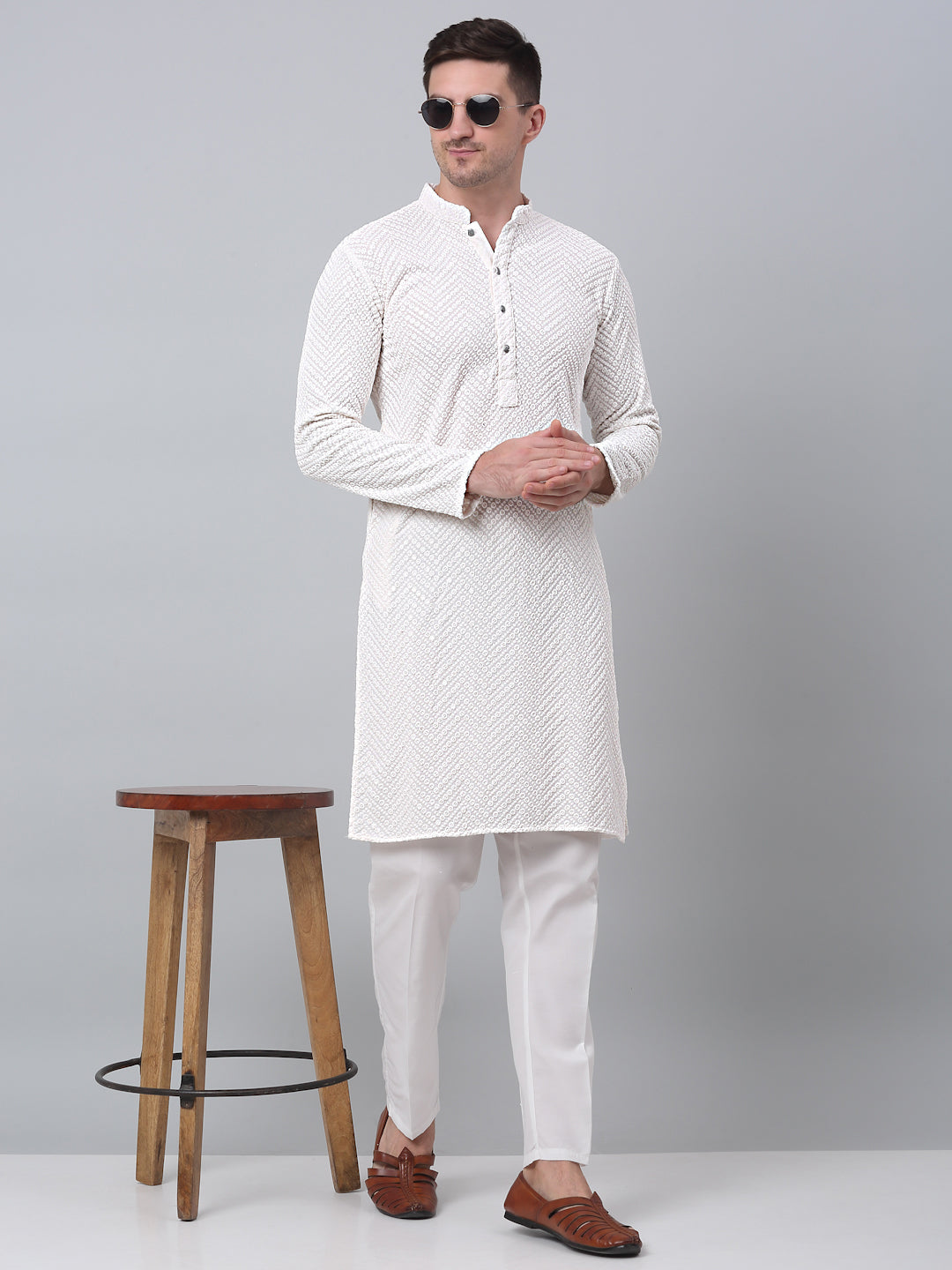 Jompers Men's White Embroidered Sequinned Kurta with Churidar - Distacart