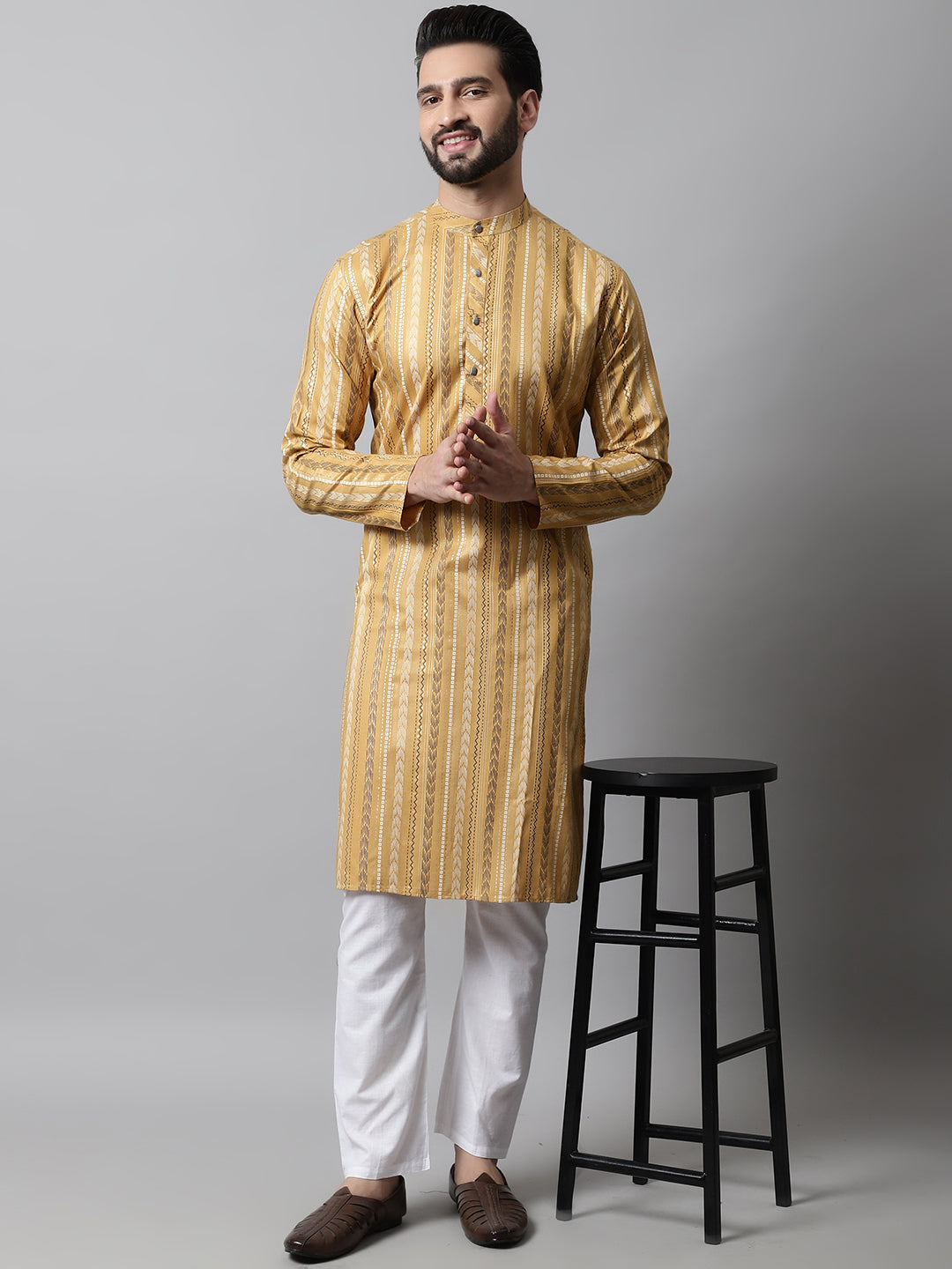 Jompers Men's Beige Foil Printed Kurta with Churidar - Distacart