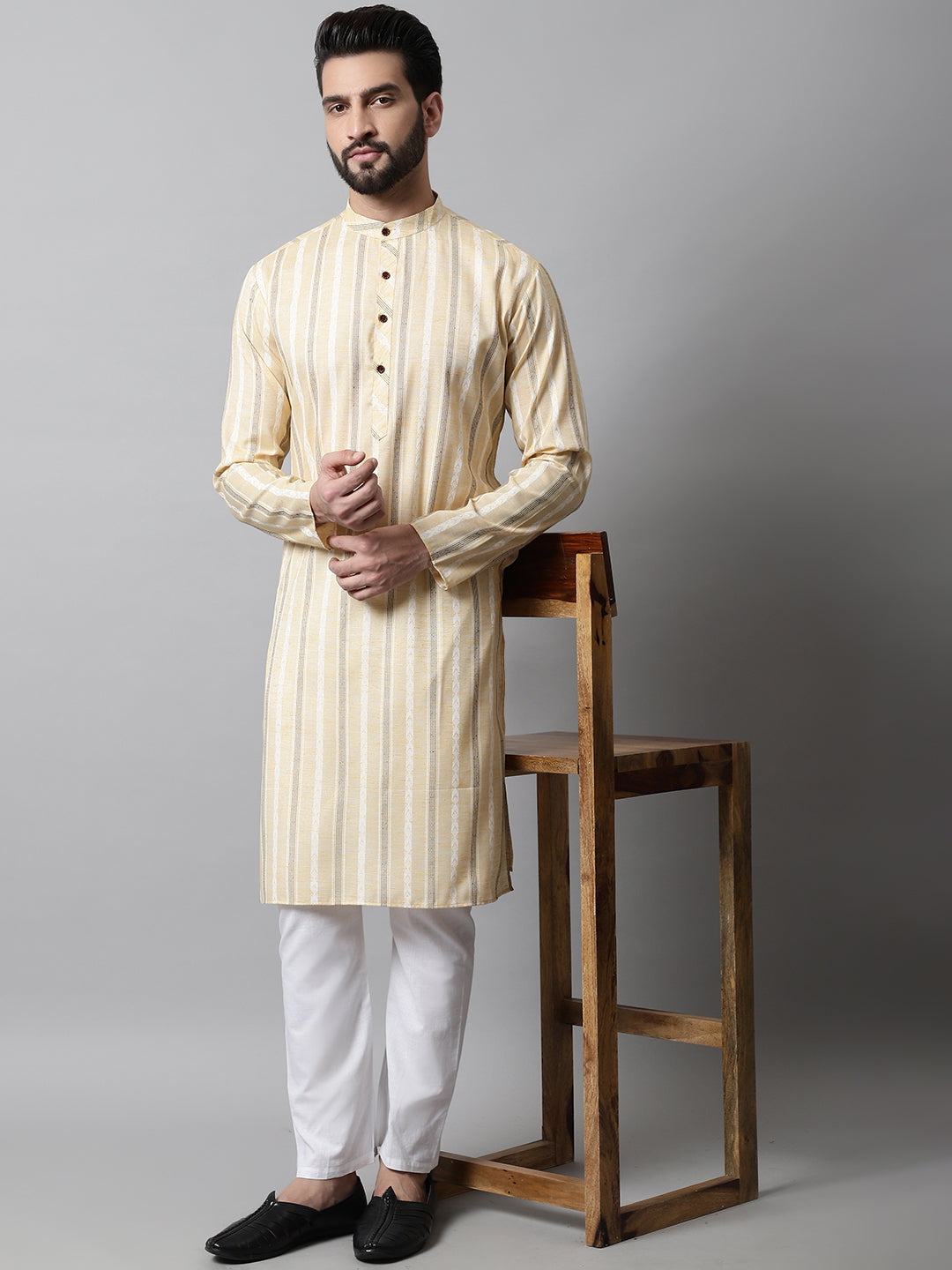 Jompers Men's Beige Geomatric Printed Kurta with Churidar - Distacart
