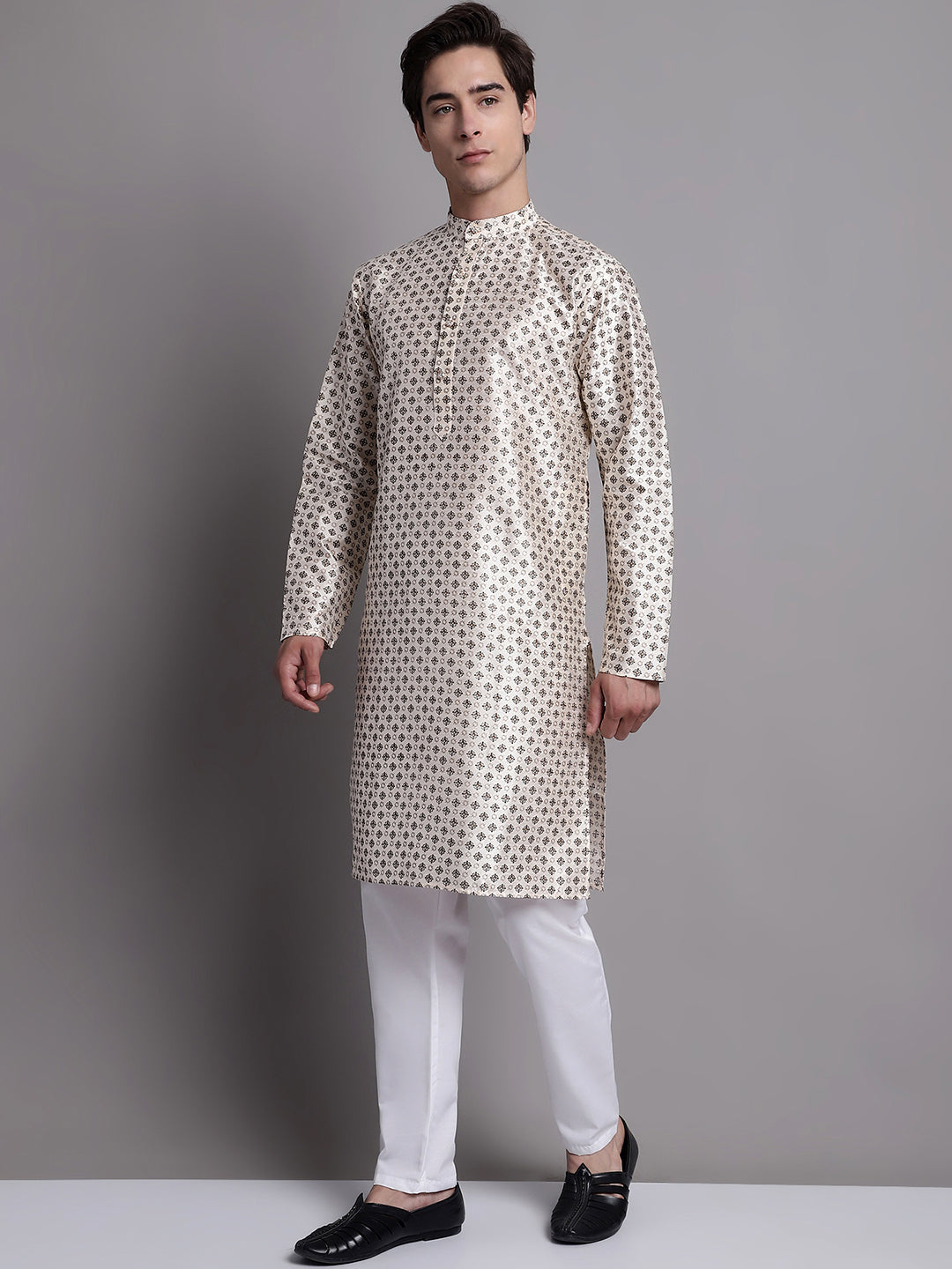 Jompers Men's Grey Printed Silk Blend Kurta Payjama - Distacart