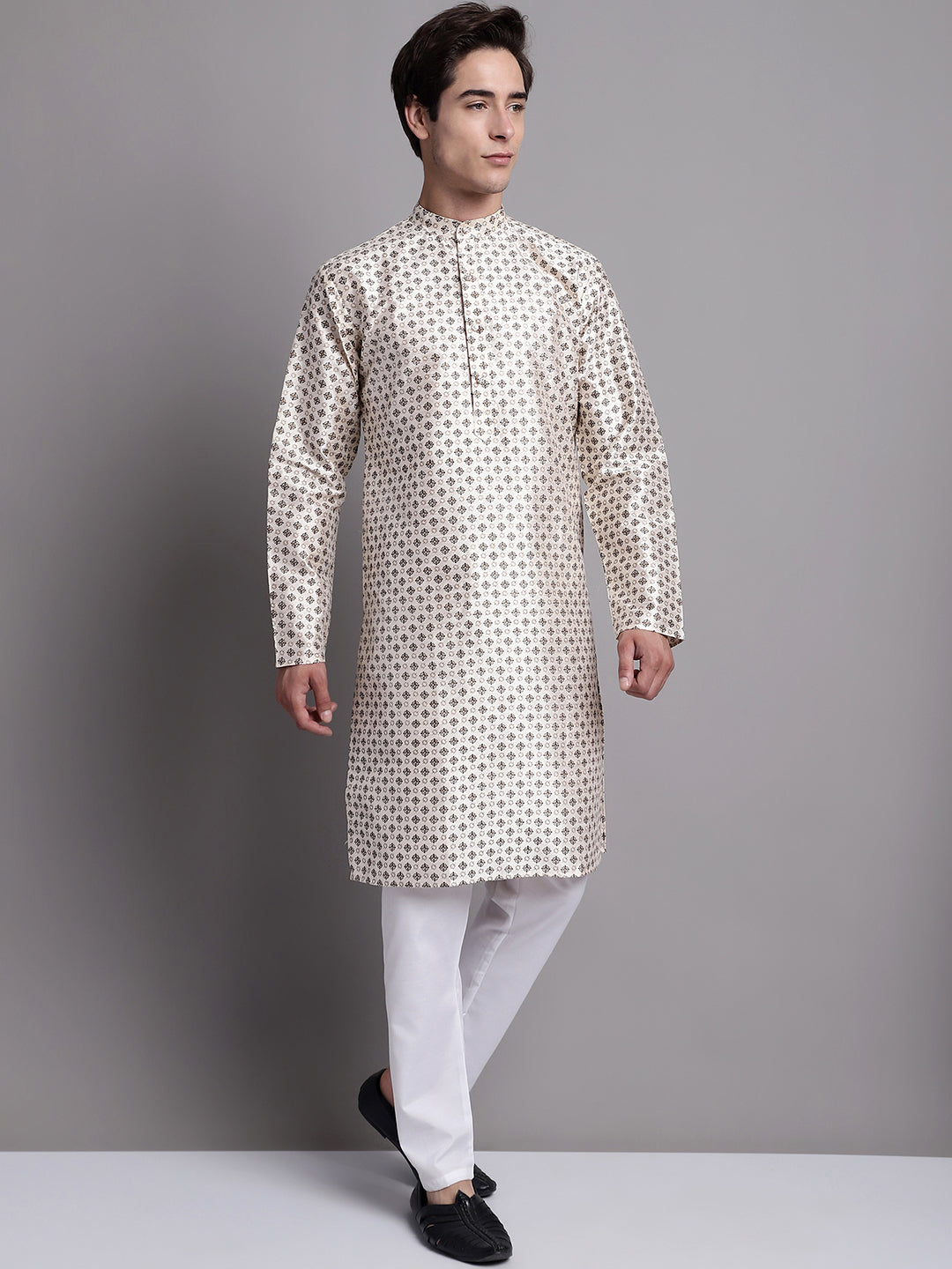 Jompers Men's Grey Printed Silk Blend Kurta Payjama - Distacart