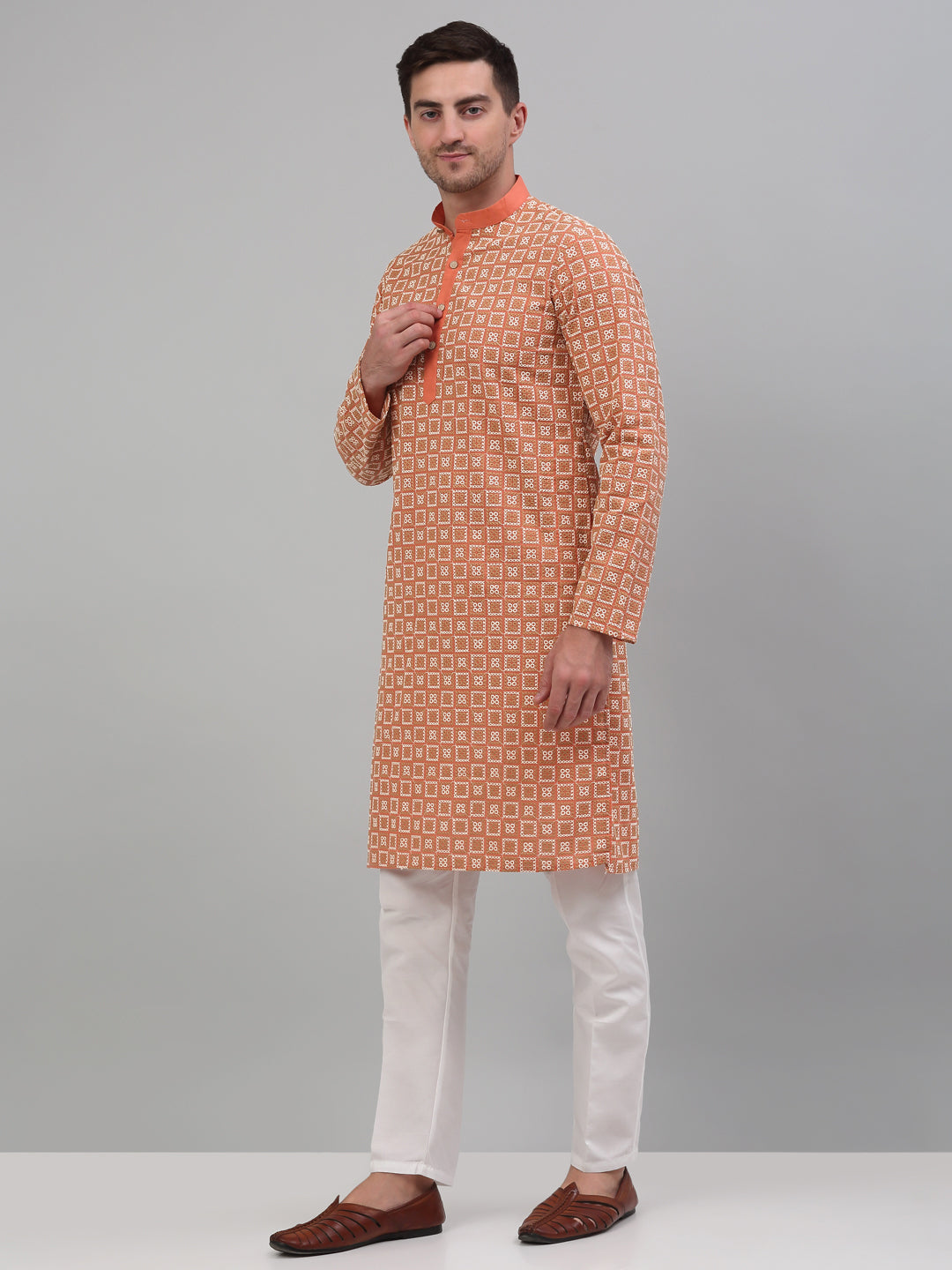 Jompers Men's Peach Embroidered Kurta with Pyjama - Distacart