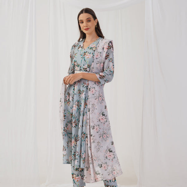 Jompers Women's Green Floral Printed Sequinned Kurta with Trousers & Dupatta & Belt - Distacart