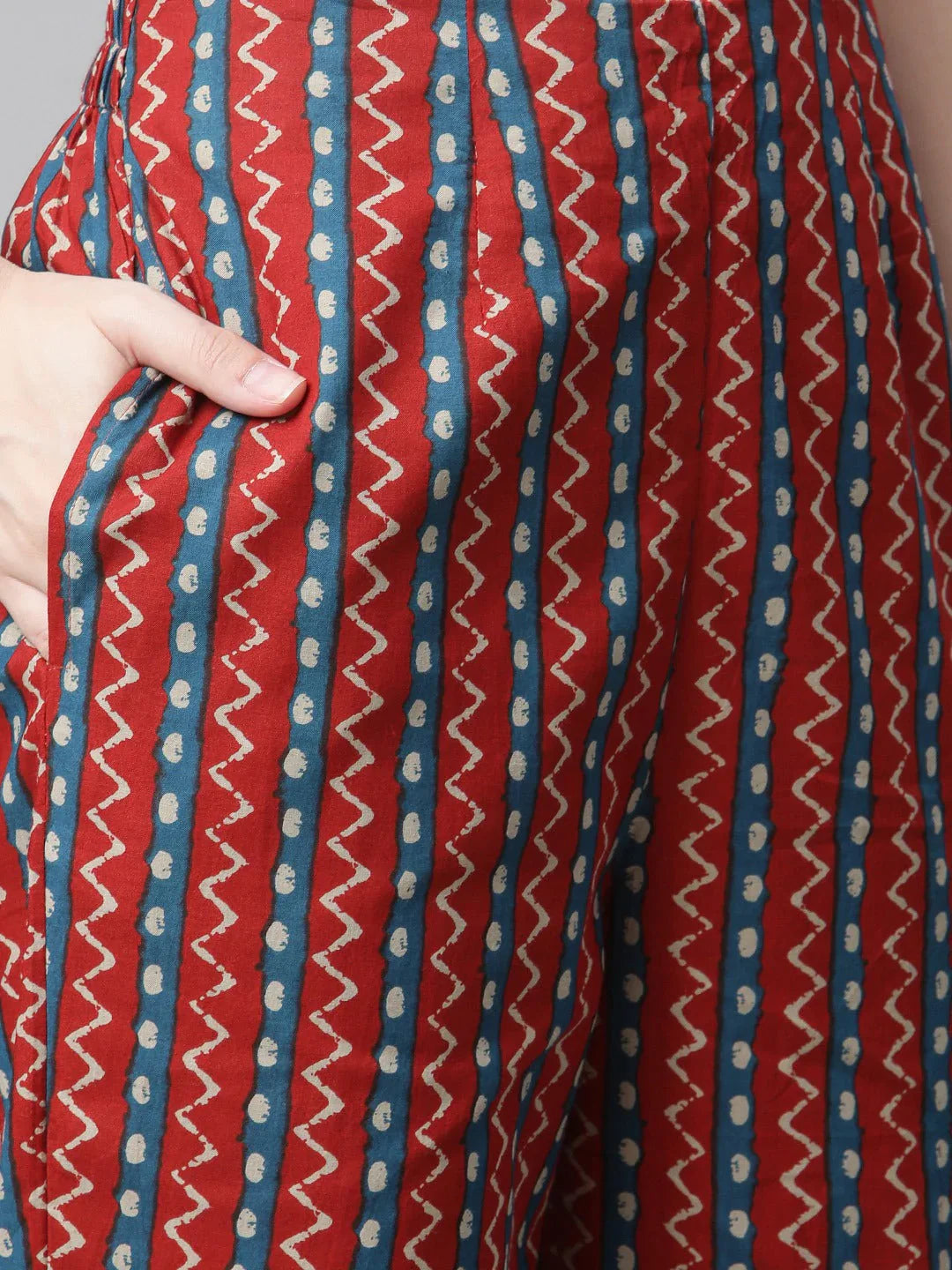 Jompers Women's Maroon & Blue Printed Regular Pure Cotton Kurta with Trousers & With Dupatta - Distacart