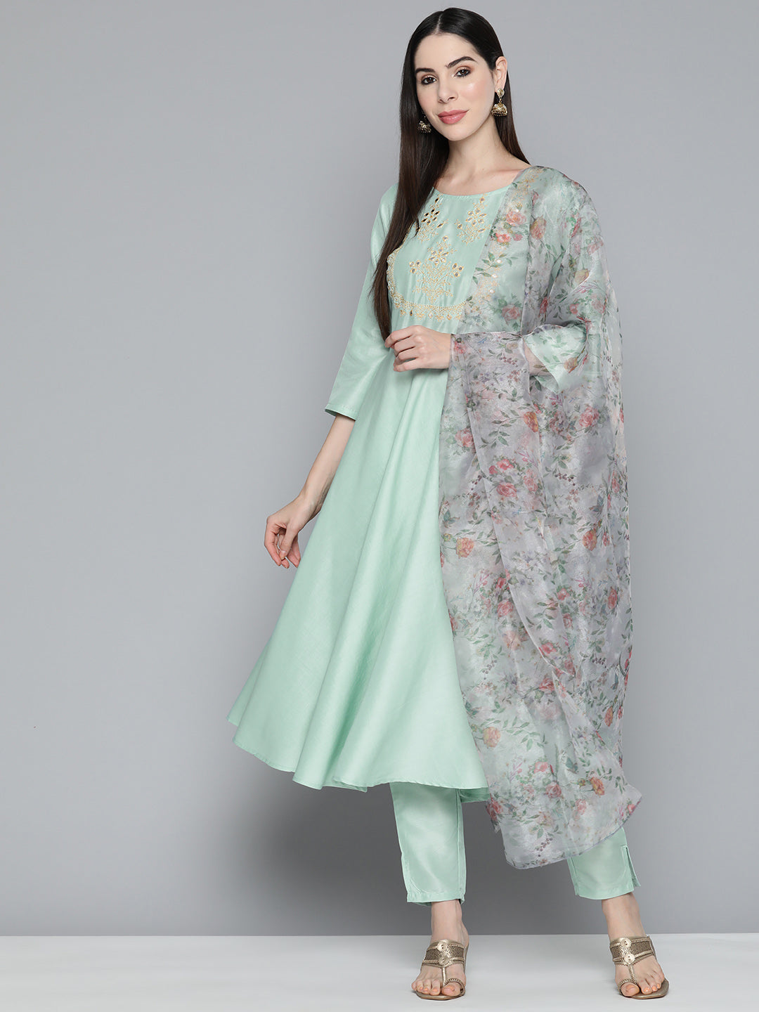 Jompers Women's Green Floral Embroidered Mirror Work Kurta with Trousers & With Dupatta - Distacart