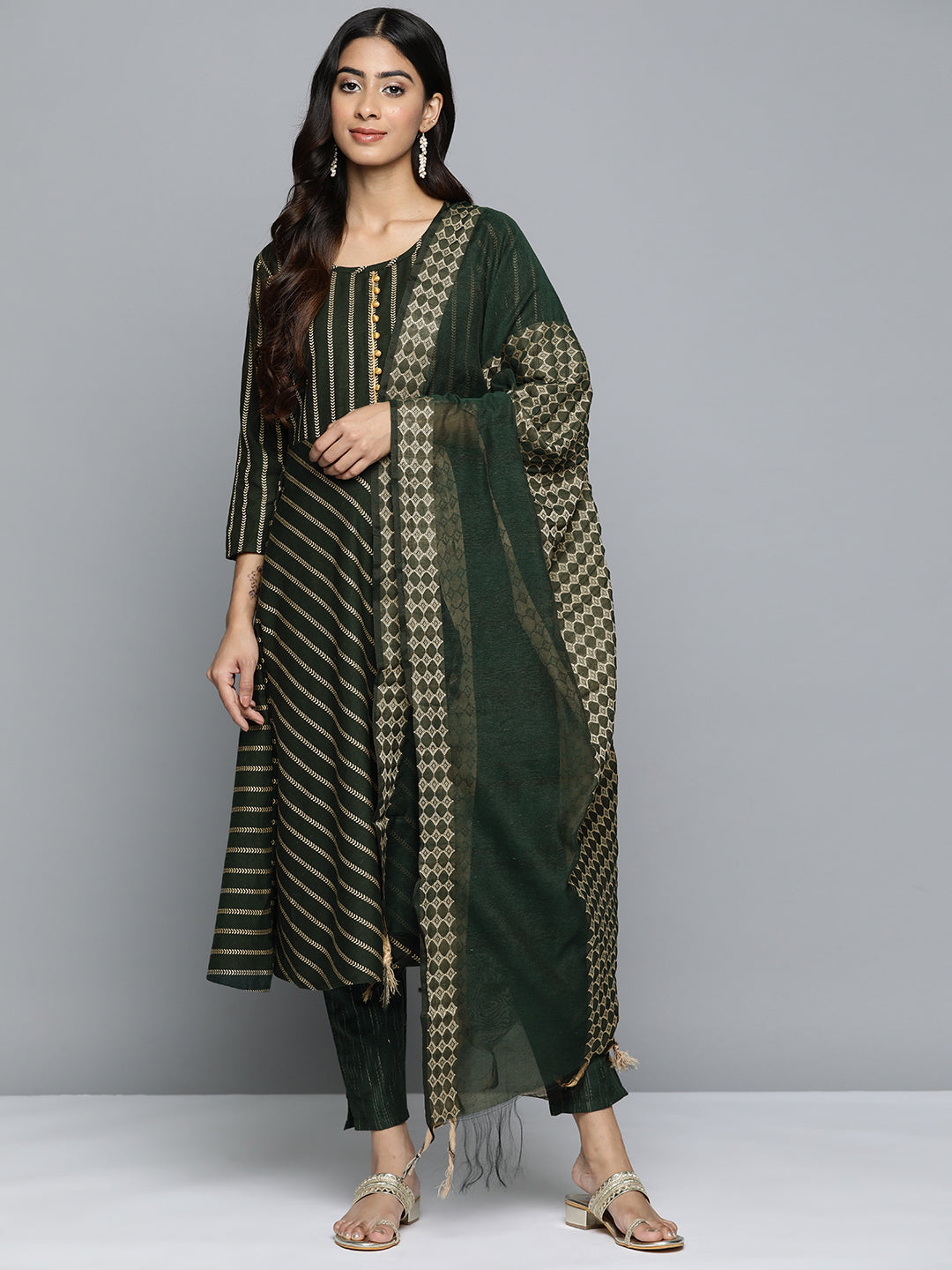 Jompers Women's Olive Green Embroidered Regular Kurta with Trousers & With Dupatta - Distacart