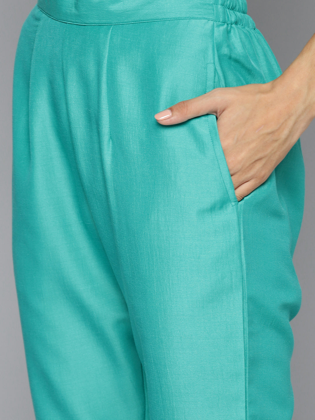 Jompers Women's Embroidered Silk Flared kurta,pant with dupatta set - Green - Distacart