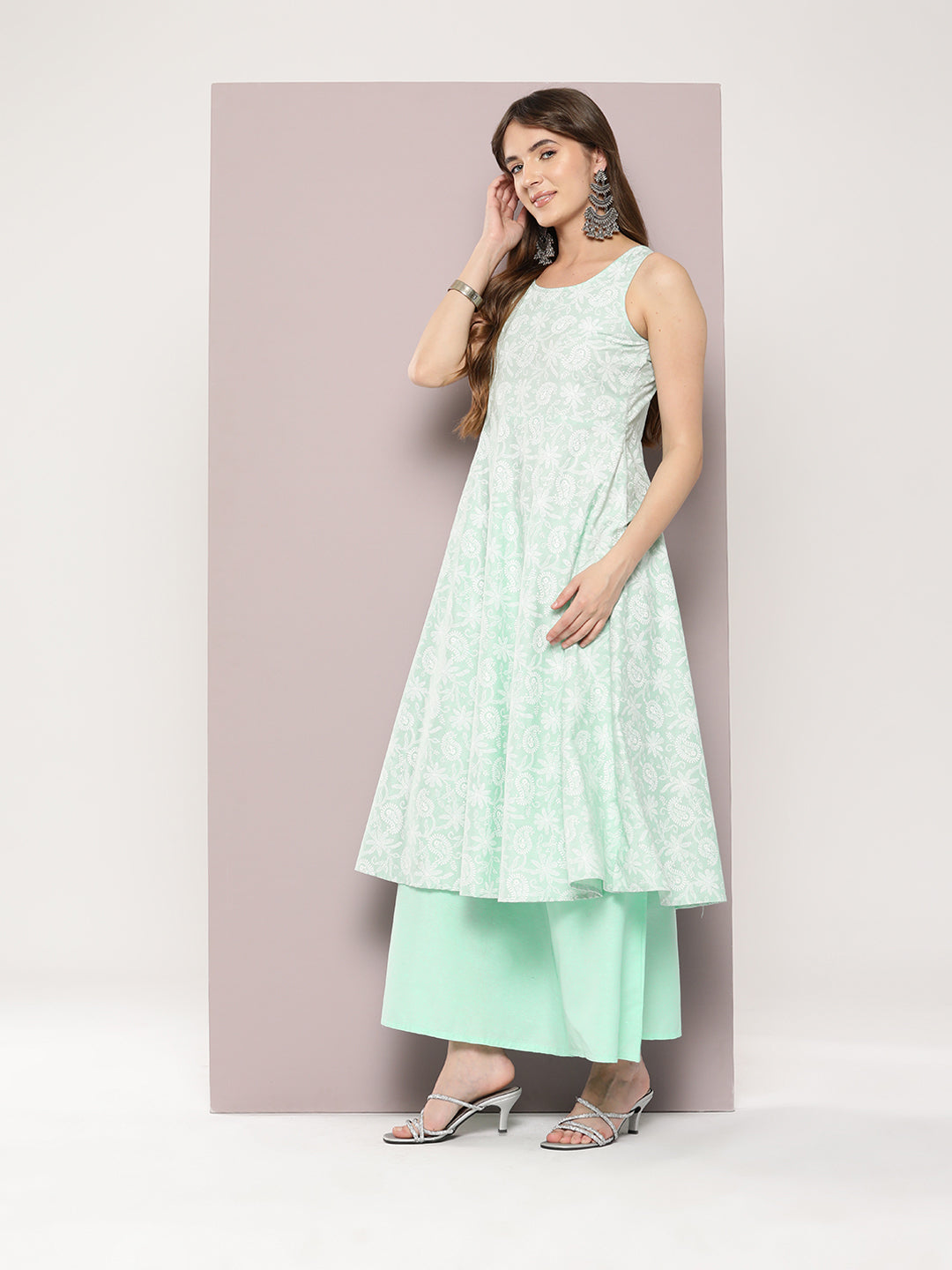 Jompers Women's Printed flared kurta palazzo dupatta set - Green - Distacart