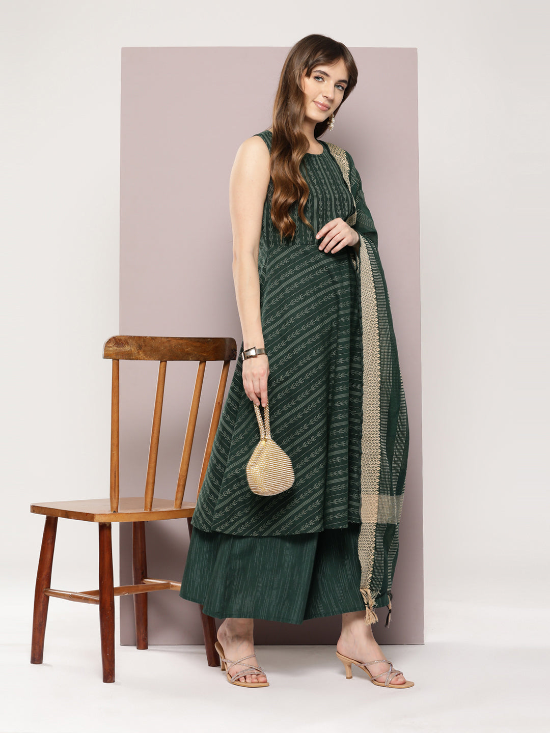 Jompers Women's Jacquard flared kurta palazzo dupatta set - Olive - Distacart