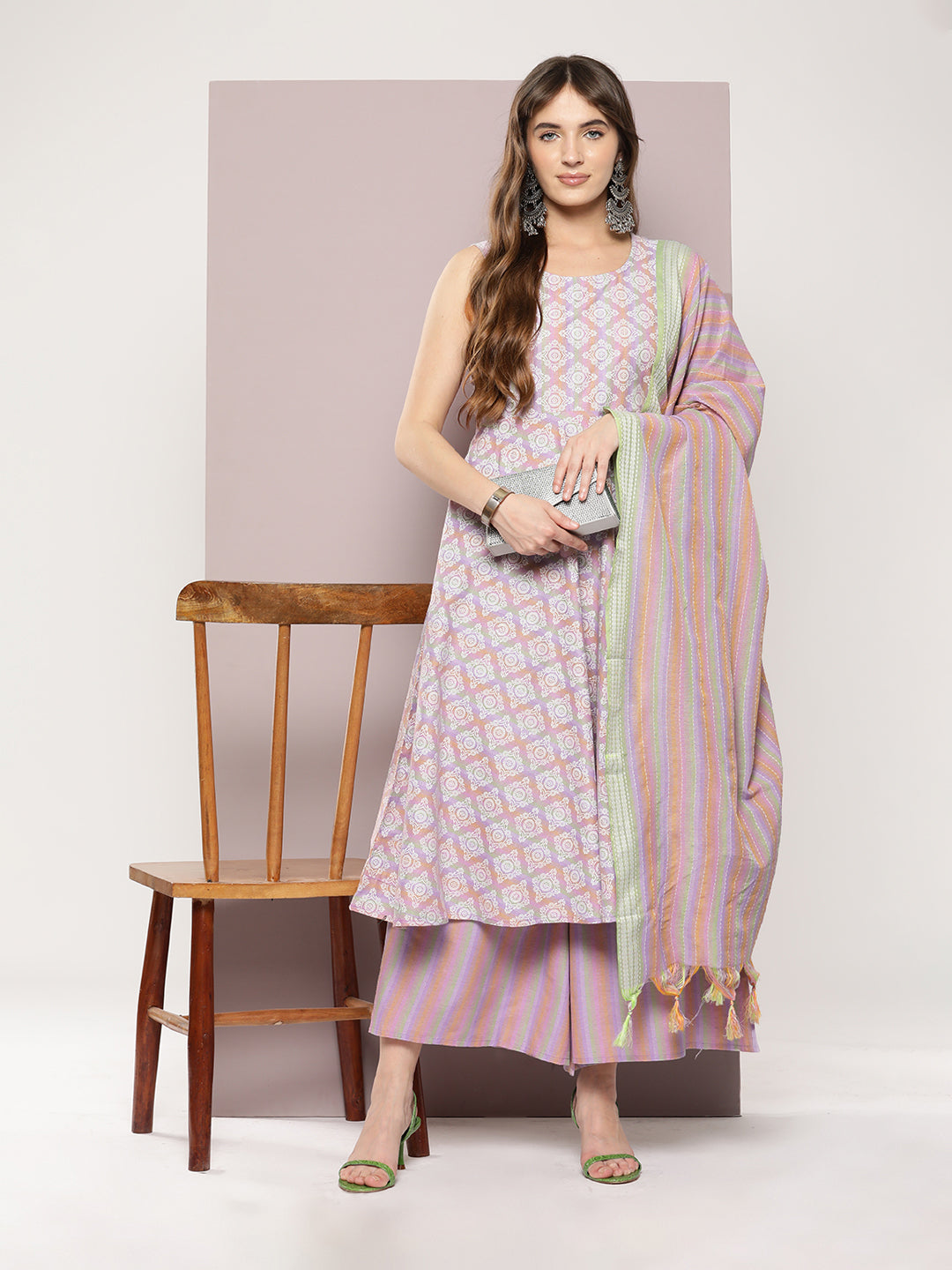 Jompers Women's Printed flared kurta palazzo dupatta set - Purple - Distacart