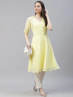 Thumbnail for Jompers Women's Yellow Woven Design Flared Kurta - Distacart