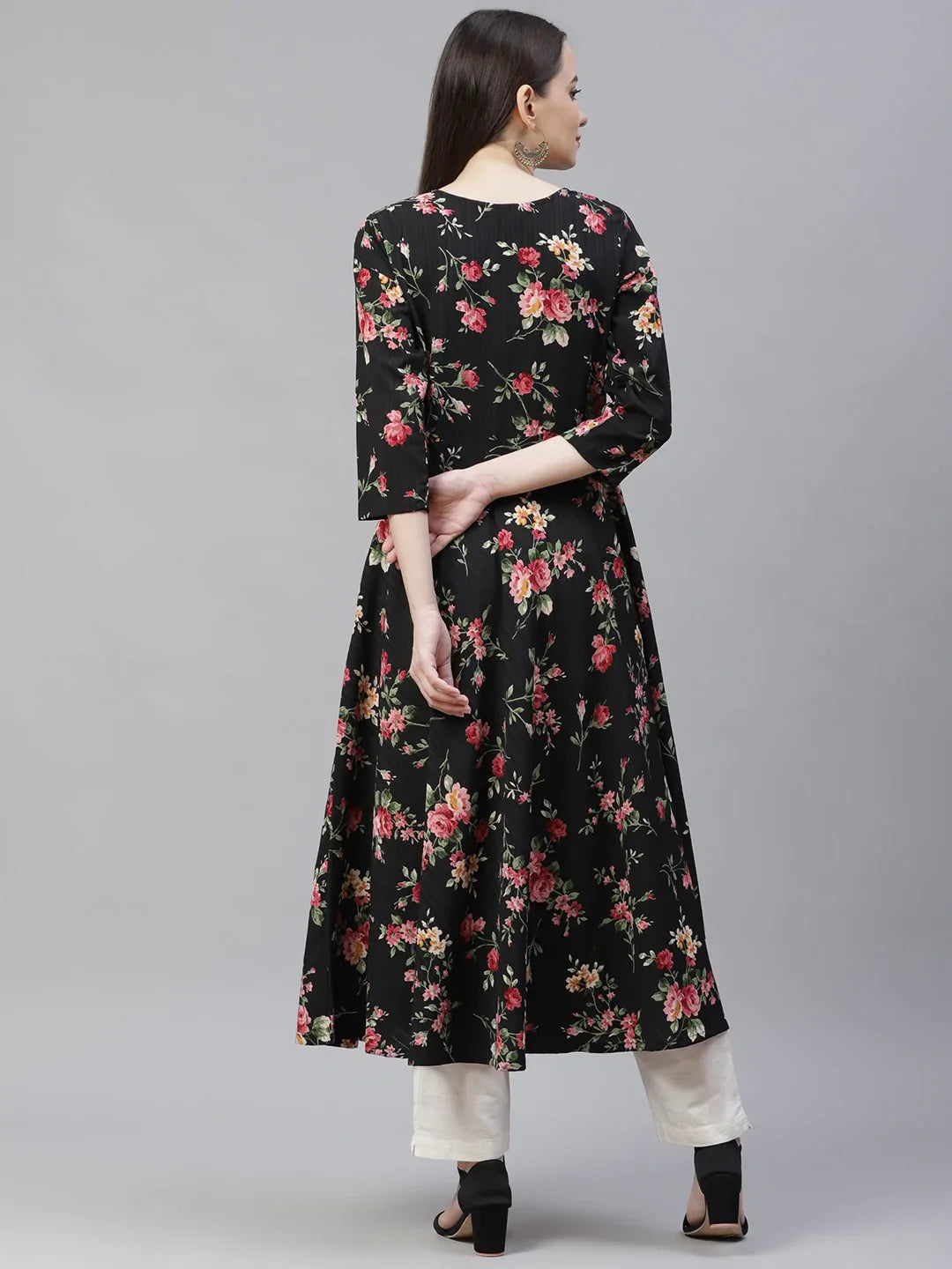 Jompers Women's Black Floral Printed Floral Anarkali Kurta - Distacart