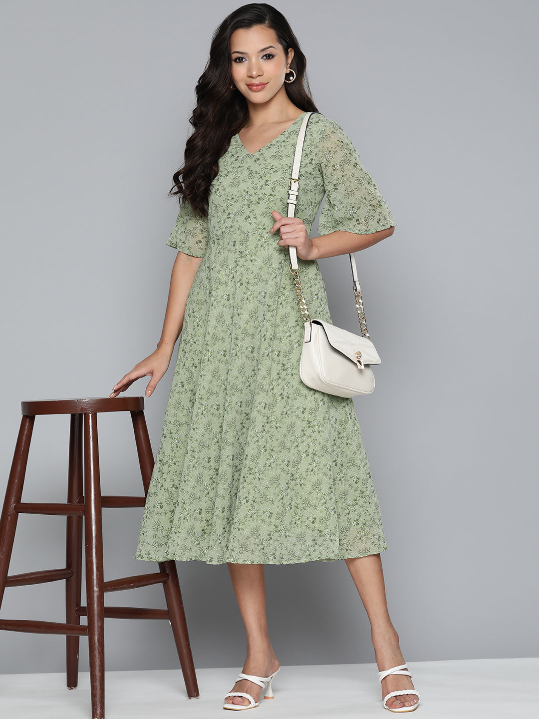 Jompers Women's Floral Georgette A-Line Midi Dress - Green - Distacart