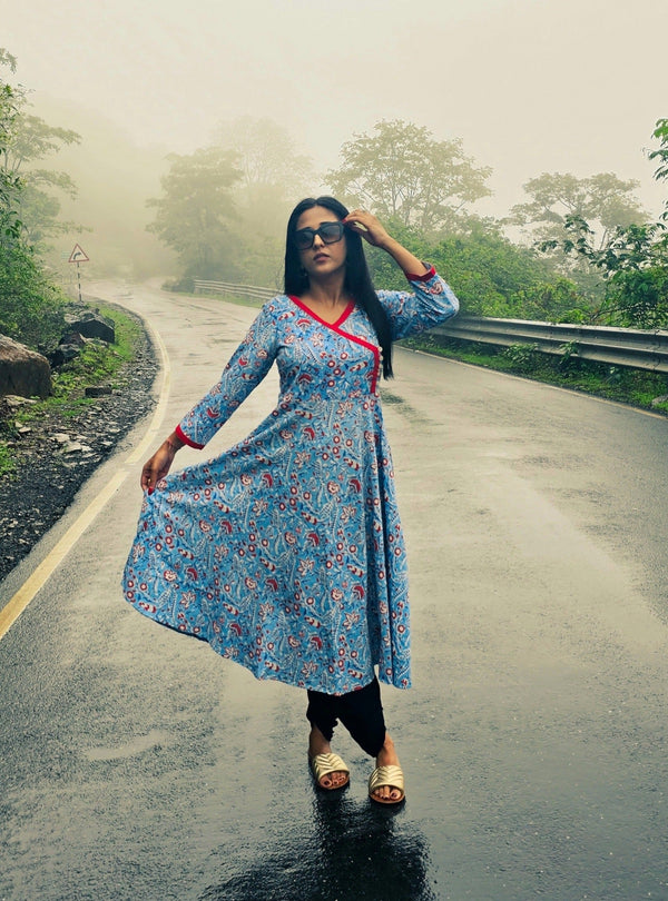 Jompers Women's Blue Floral Printed Anarkali Kurta - Distacart