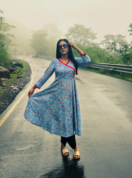 Jompers Women's Blue Floral Printed Anarkali Kurta - Distacart