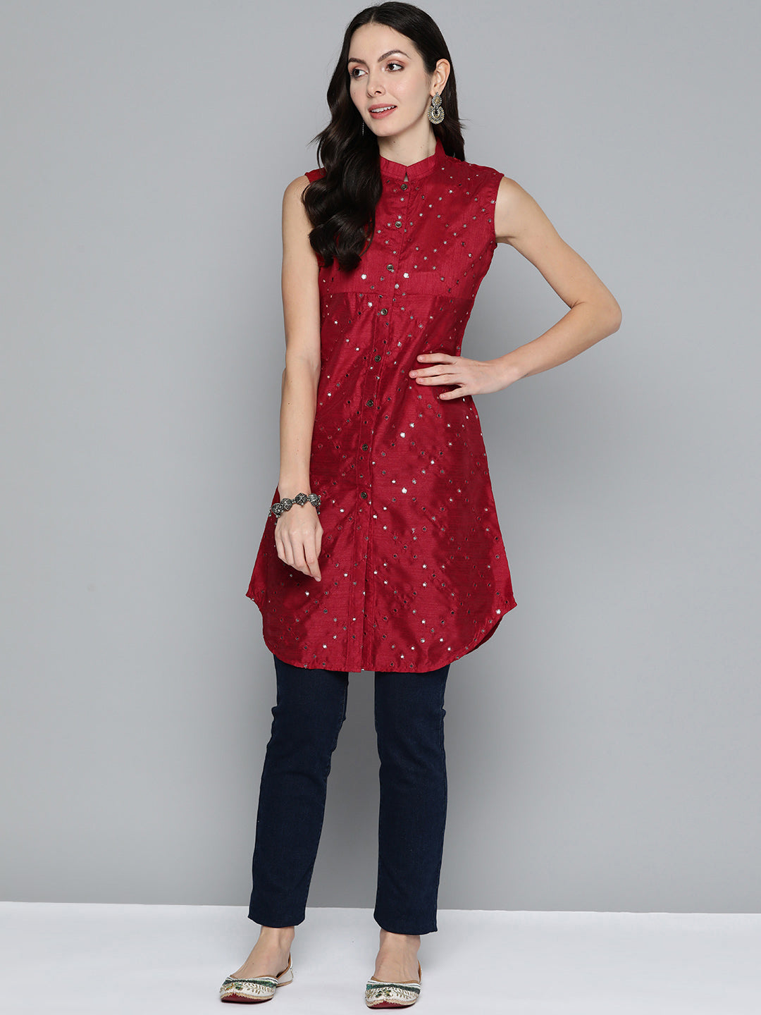Jompers Women's Geometric Embroidered Mirror Work Kurta - Maroon - Distacart