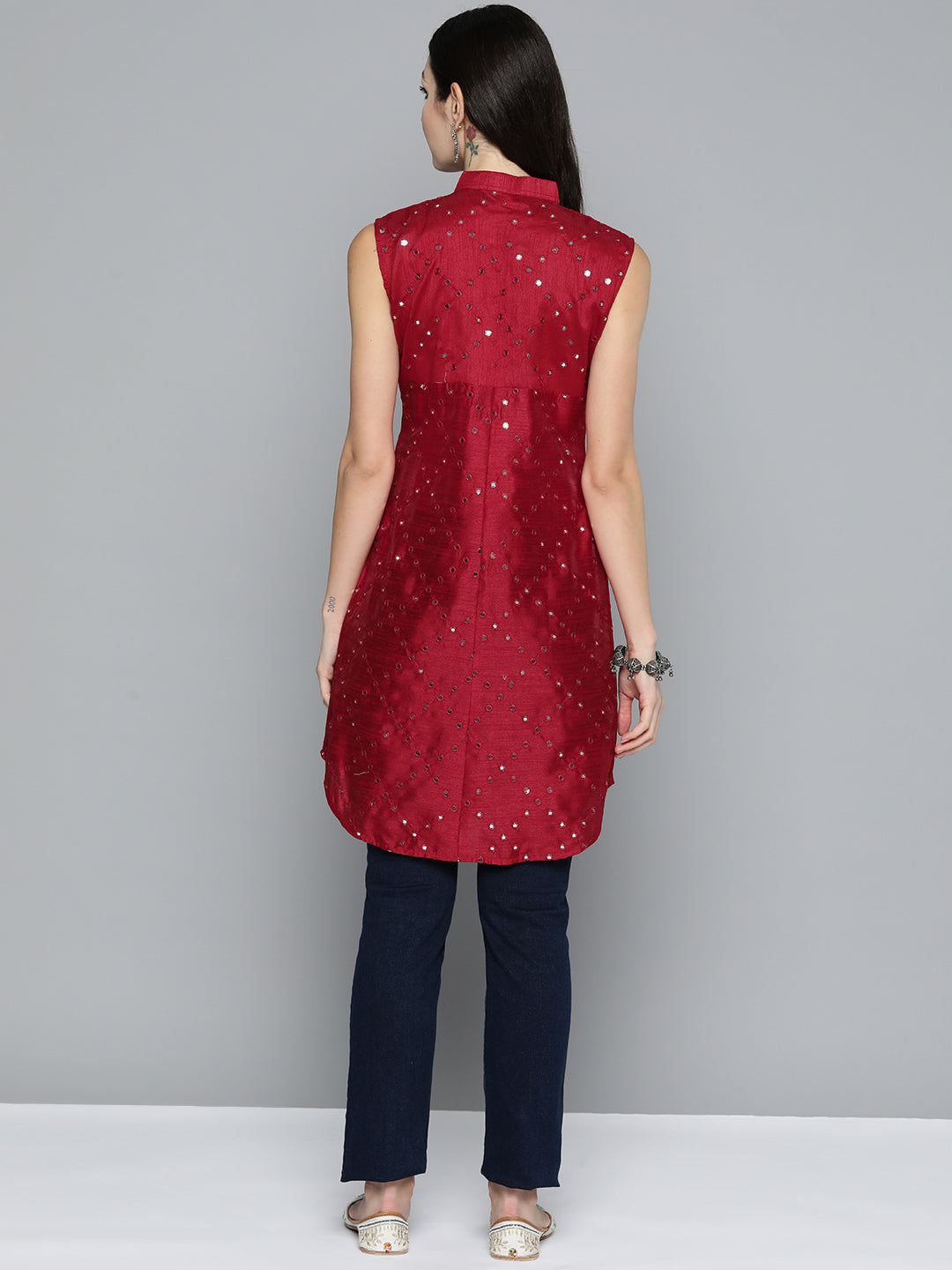 Jompers Women's Geometric Embroidered Mirror Work Kurta - Maroon - Distacart