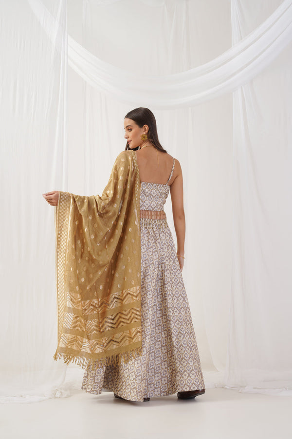Jompers Women's Ivory Jacquard Beads & Stones Ready to Wear Lehenga & Blouse With Dupatta - Distacart