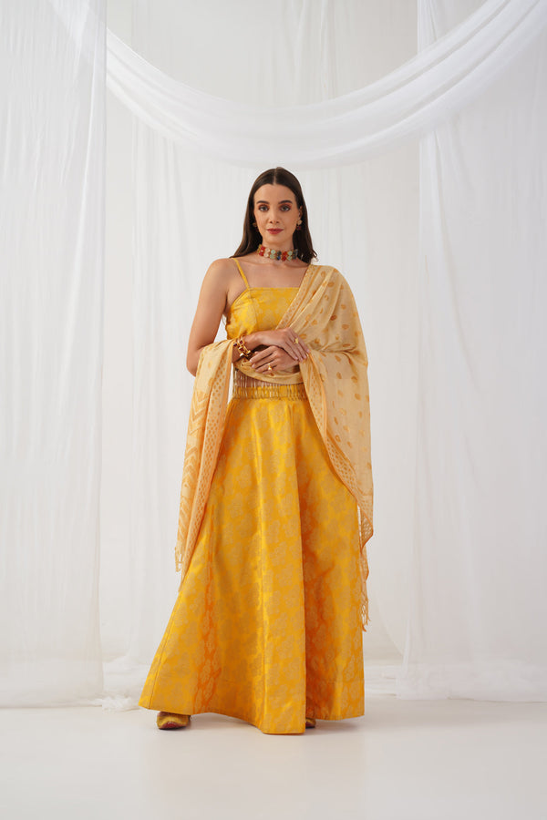 Jompers Women's Yellow Beads & Stones Ready to Wear Lehenga & Blouse With Dupatta - Distacart