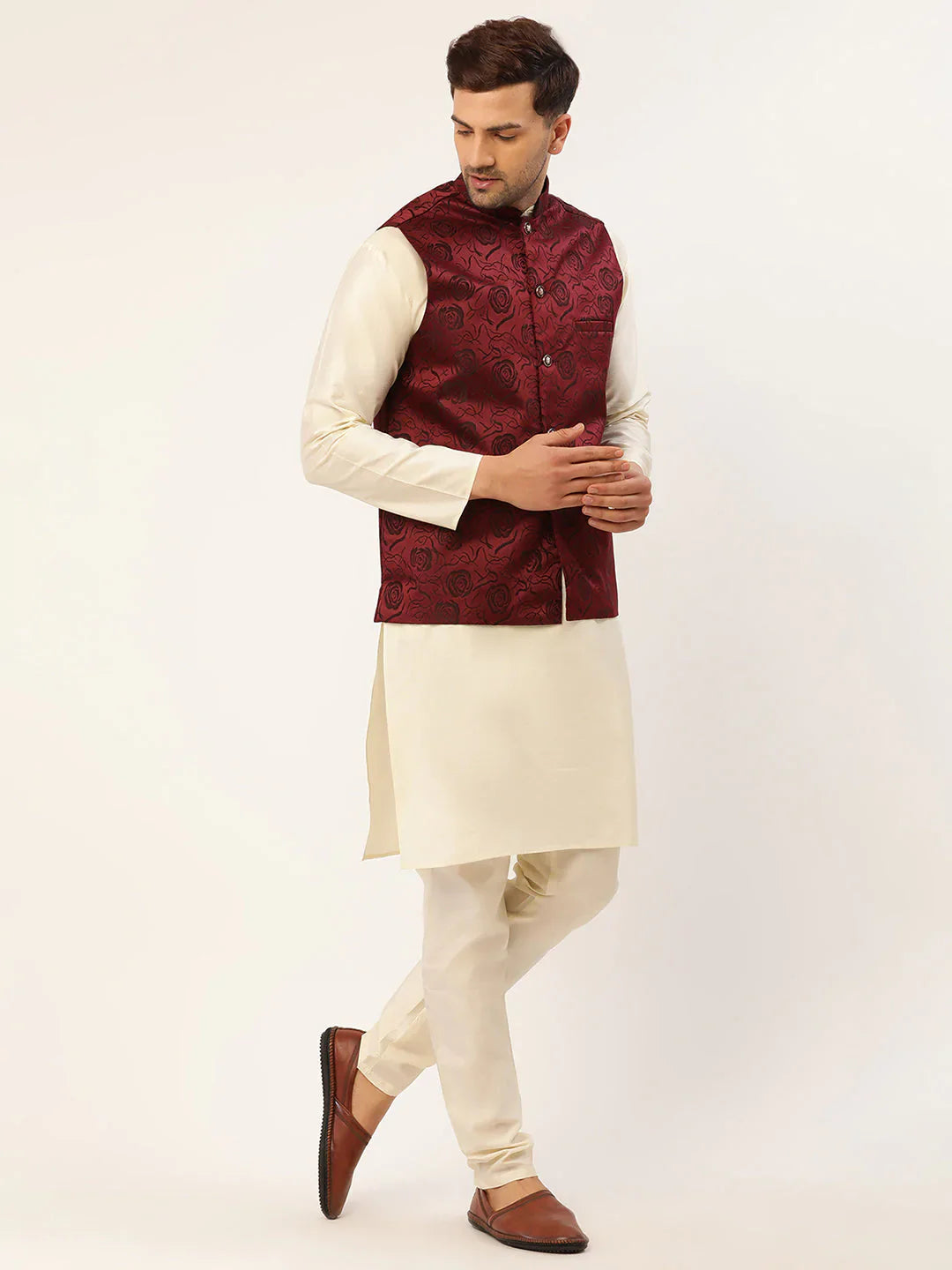 Jompers Men's Maroon & Black embossed Nehru Jacket - Distacart
