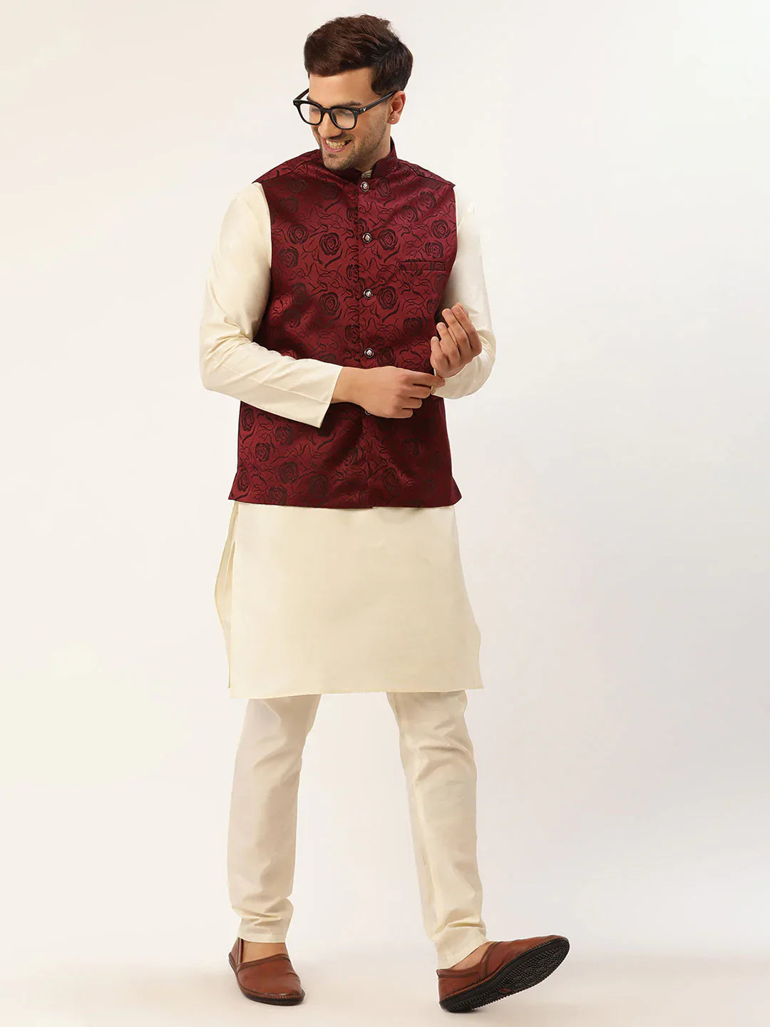 Jompers Men's Maroon & Black embossed Nehru Jacket - Distacart