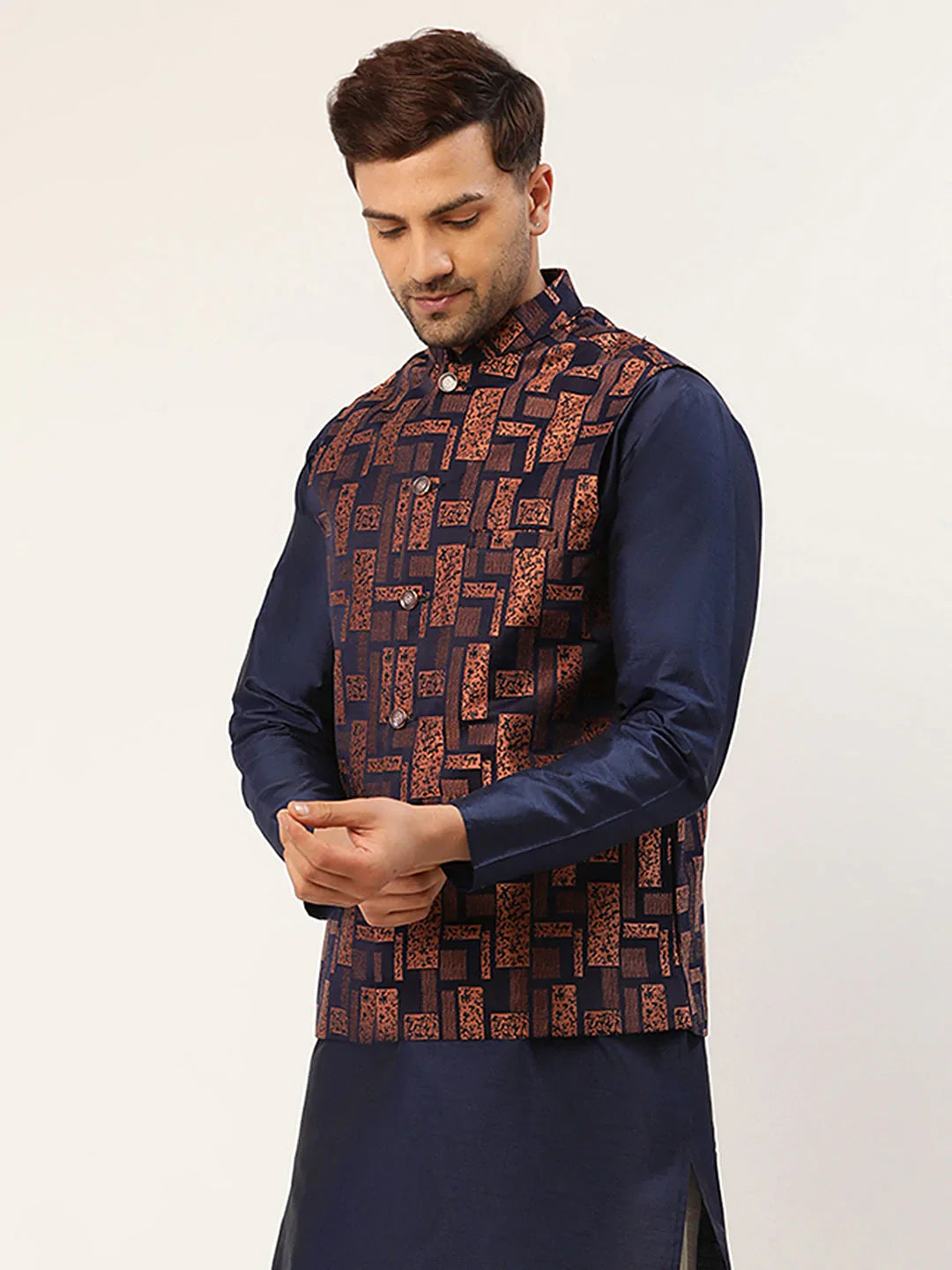 Jompers Men's Bronze & Navy Blue embossed Nehru Jacket - Distacart