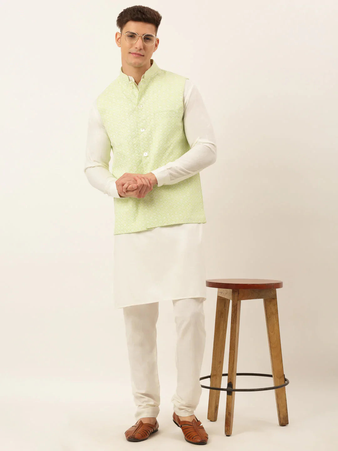 Jompers Men's Green Embroidered Nehru Jackets - Distacart