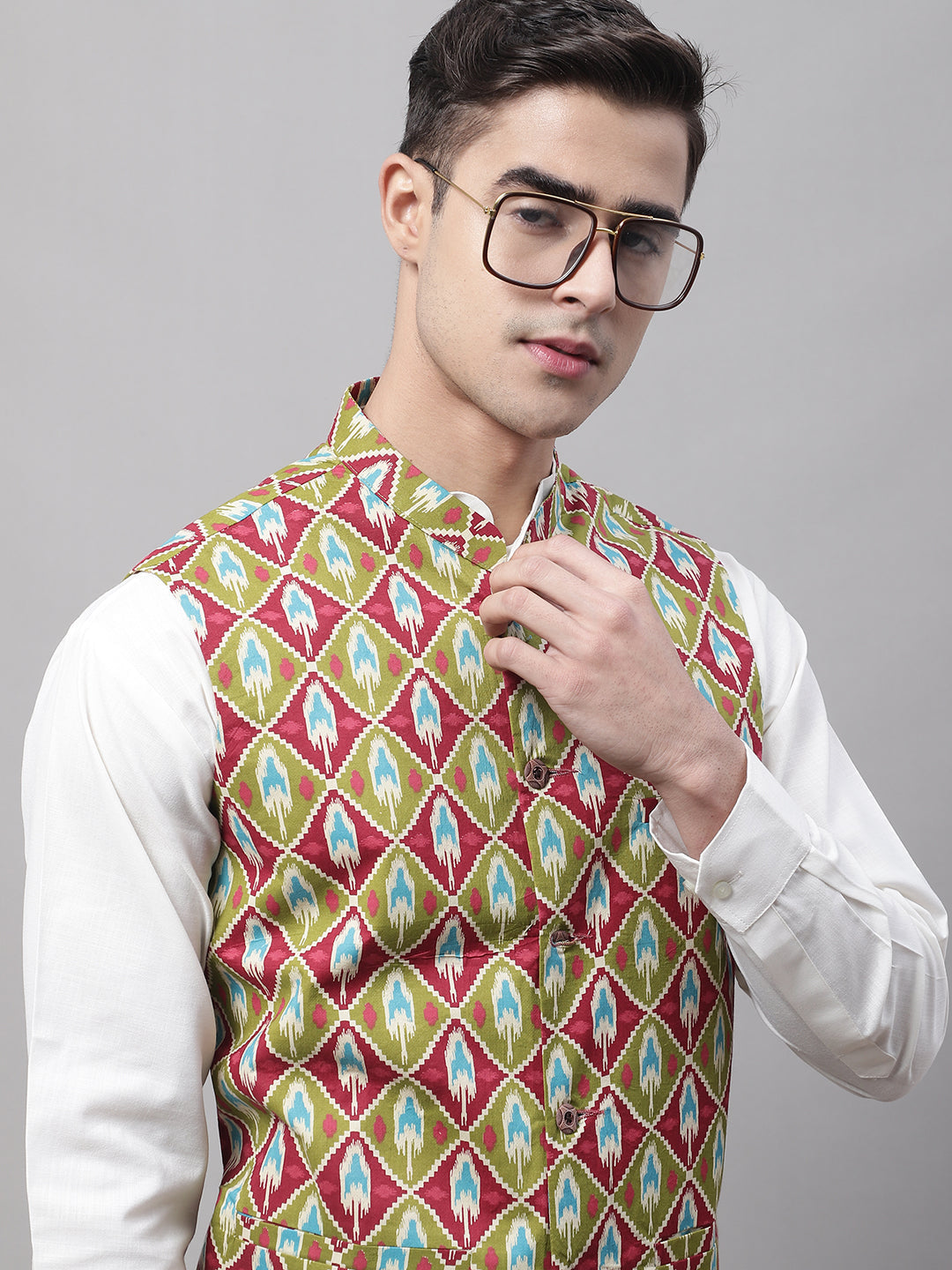 Jompers Men's Olive and Maroon Printed Waistcoats - Distacart